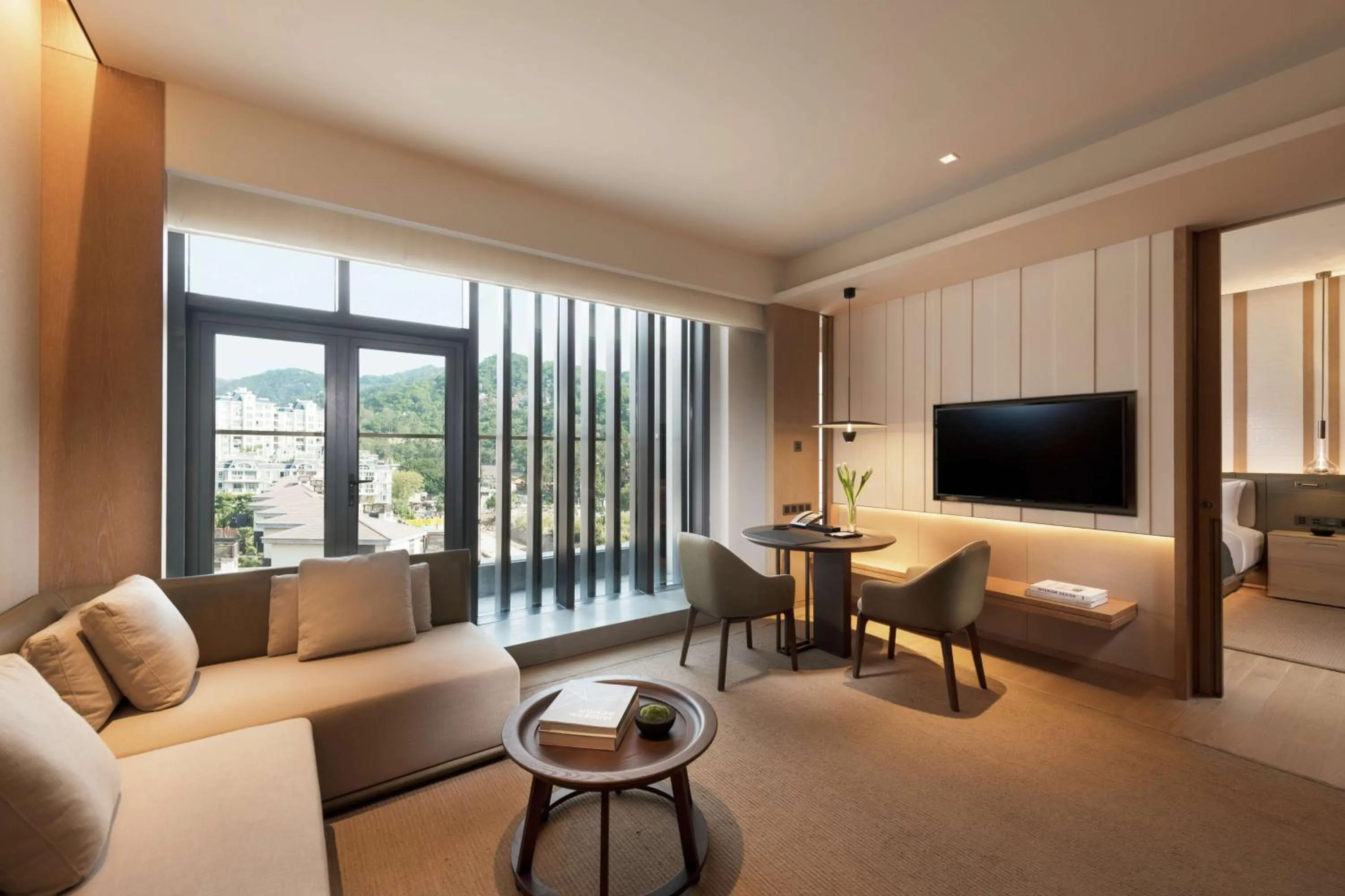 Bedroom in Joyze Hotel Xiamen, Curio Collection By Hilton
