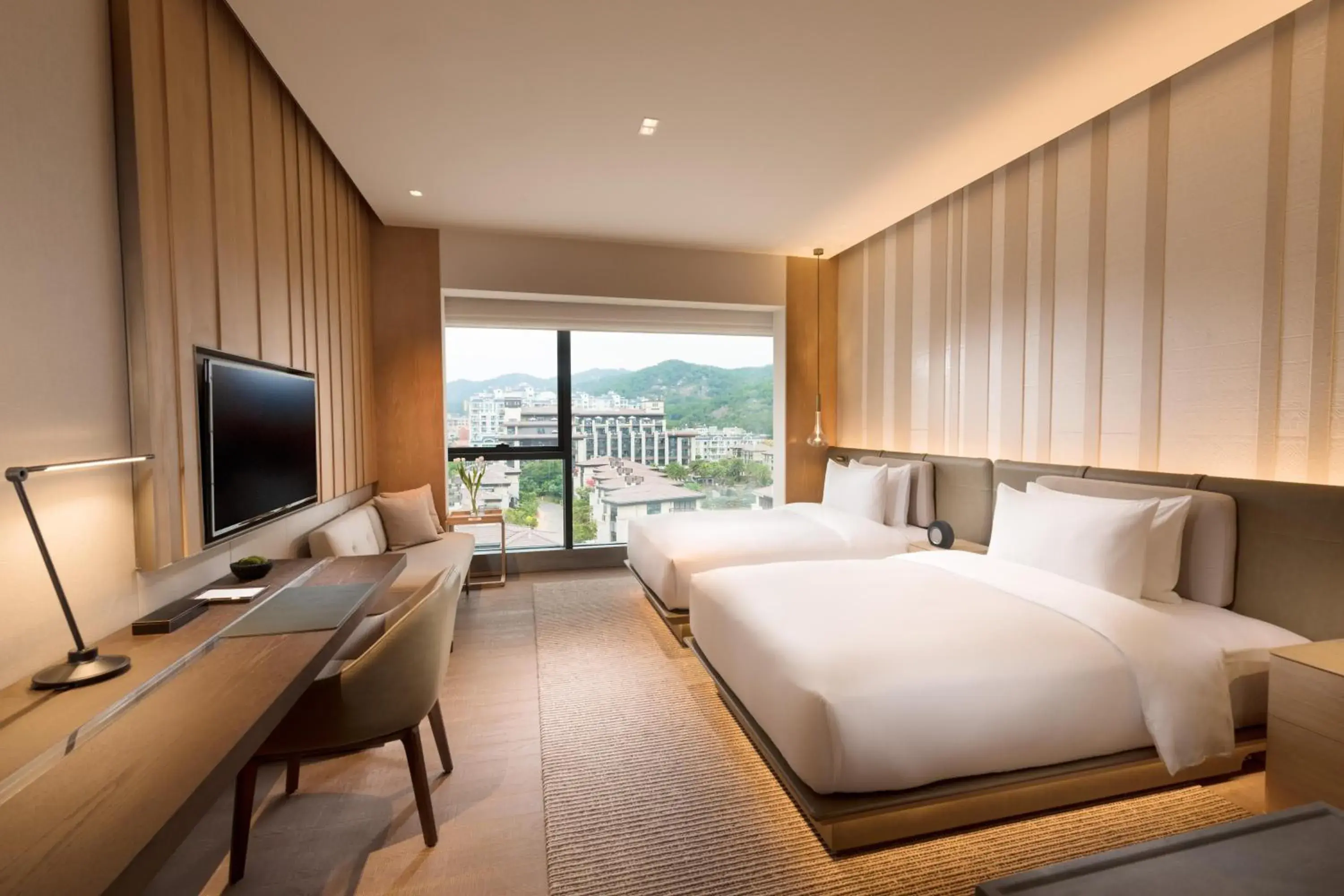 Deluxe Twin Room with Mountain View in Joyze Hotel Xiamen, Curio Collection By Hilton Deluxe Twin Room with Mountain View in Joyze Hotel Xiamen, Curio Collection By Hilton