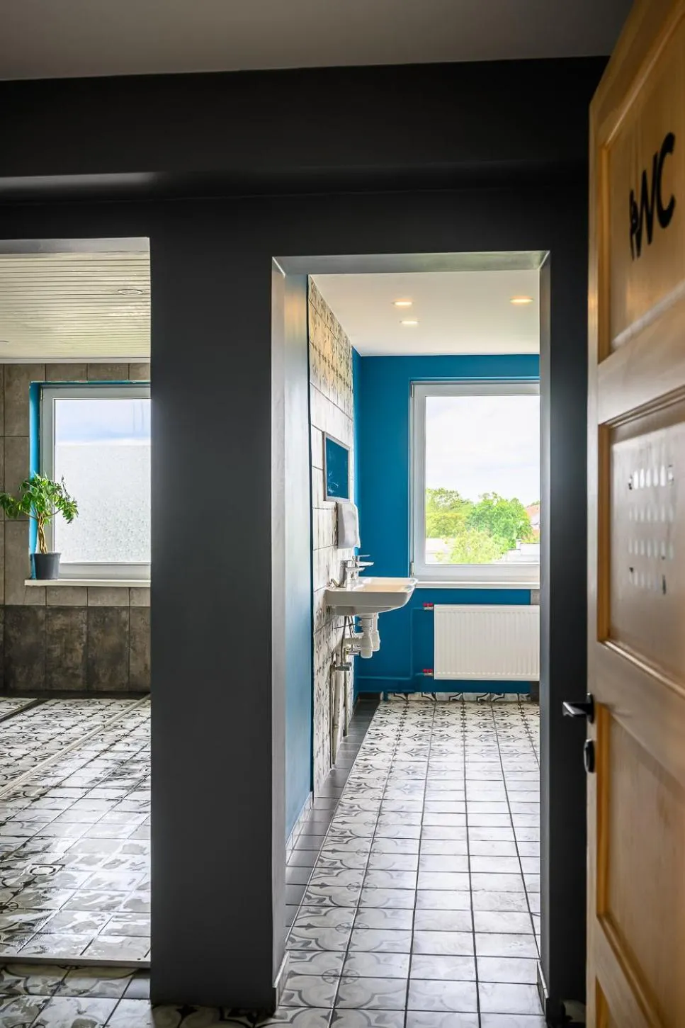 Shower in Liepu Hostelis
