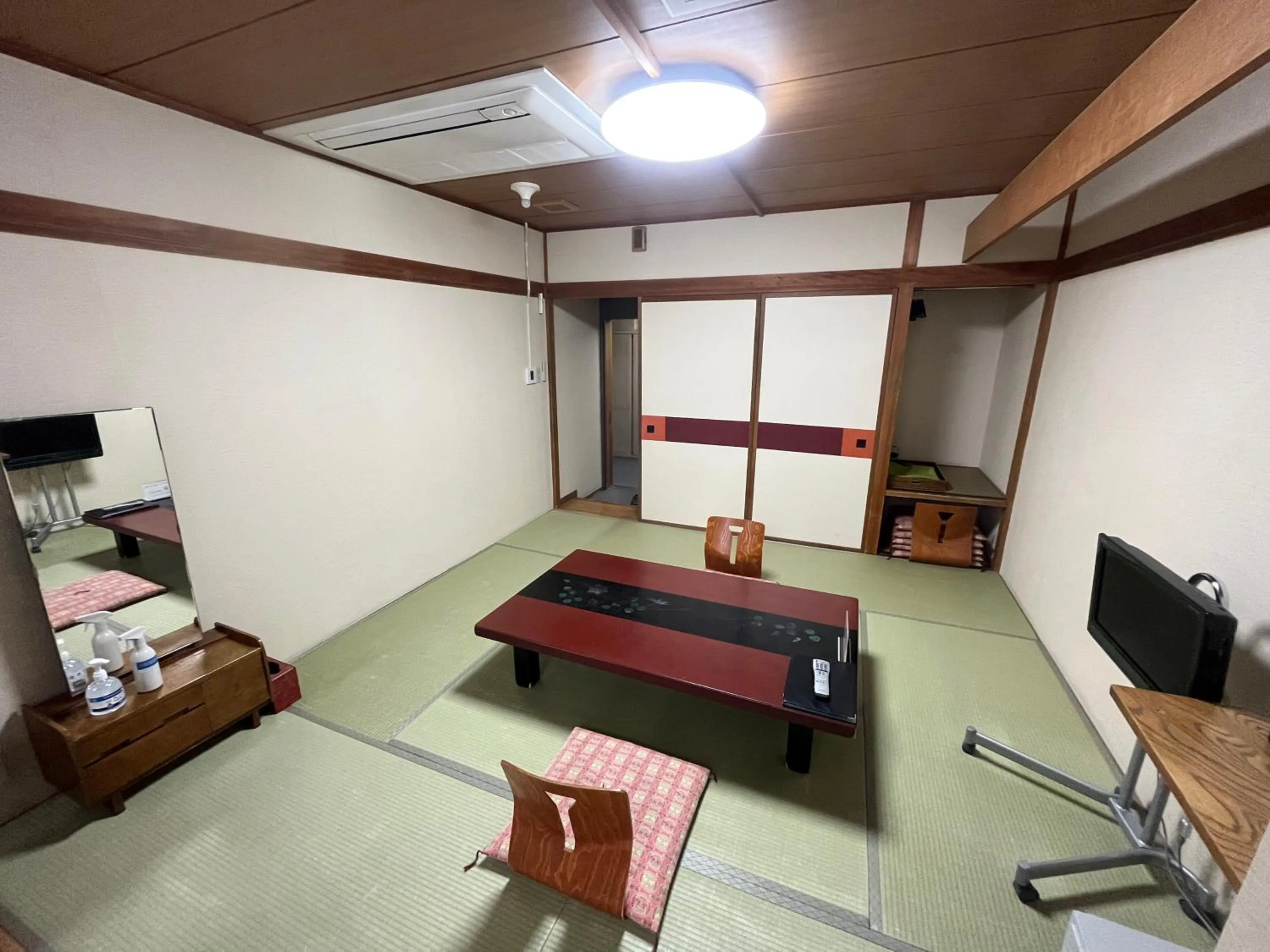 Bedroom in Nakamuraya Ryokan