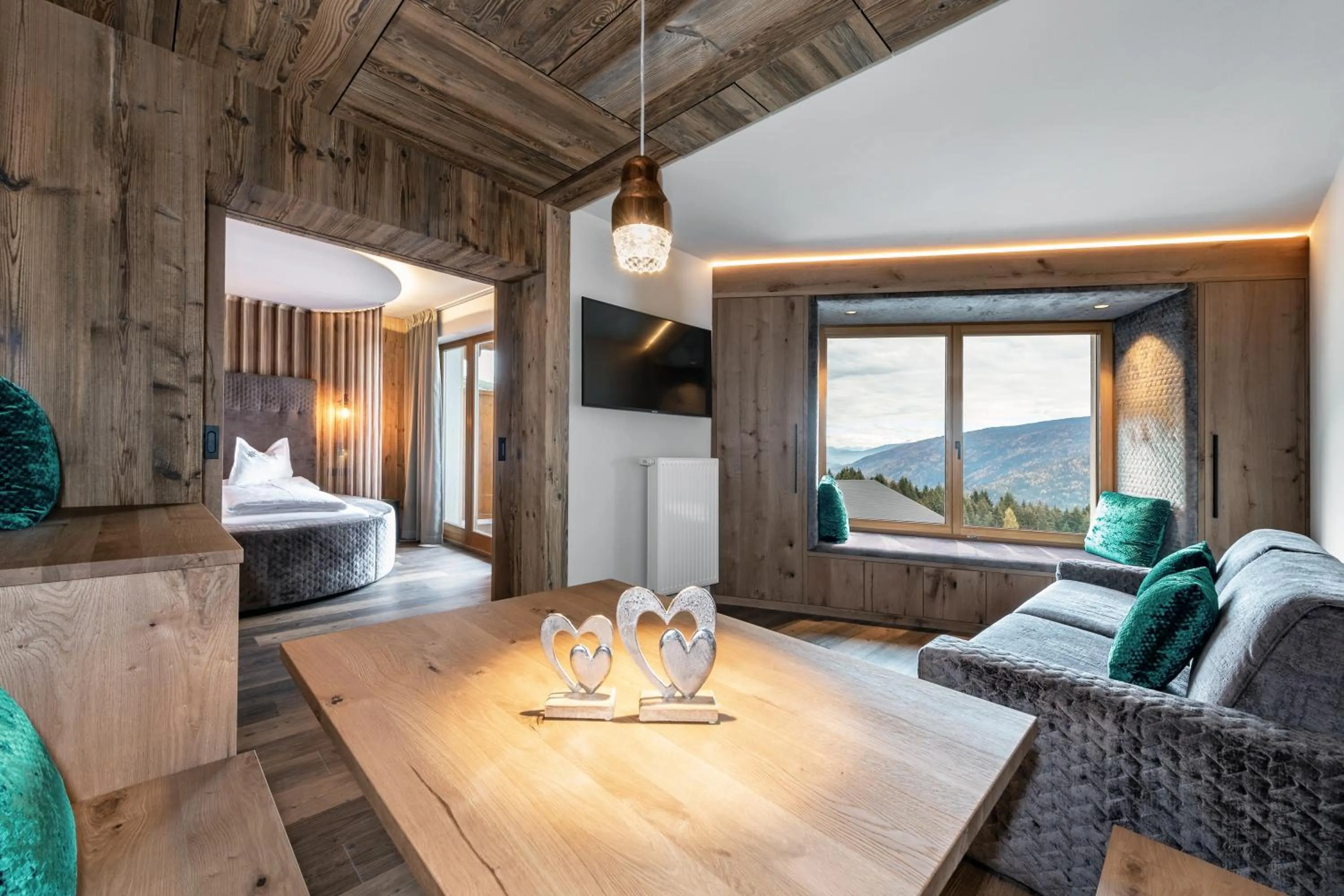 Bed in Hotel Edelweiss