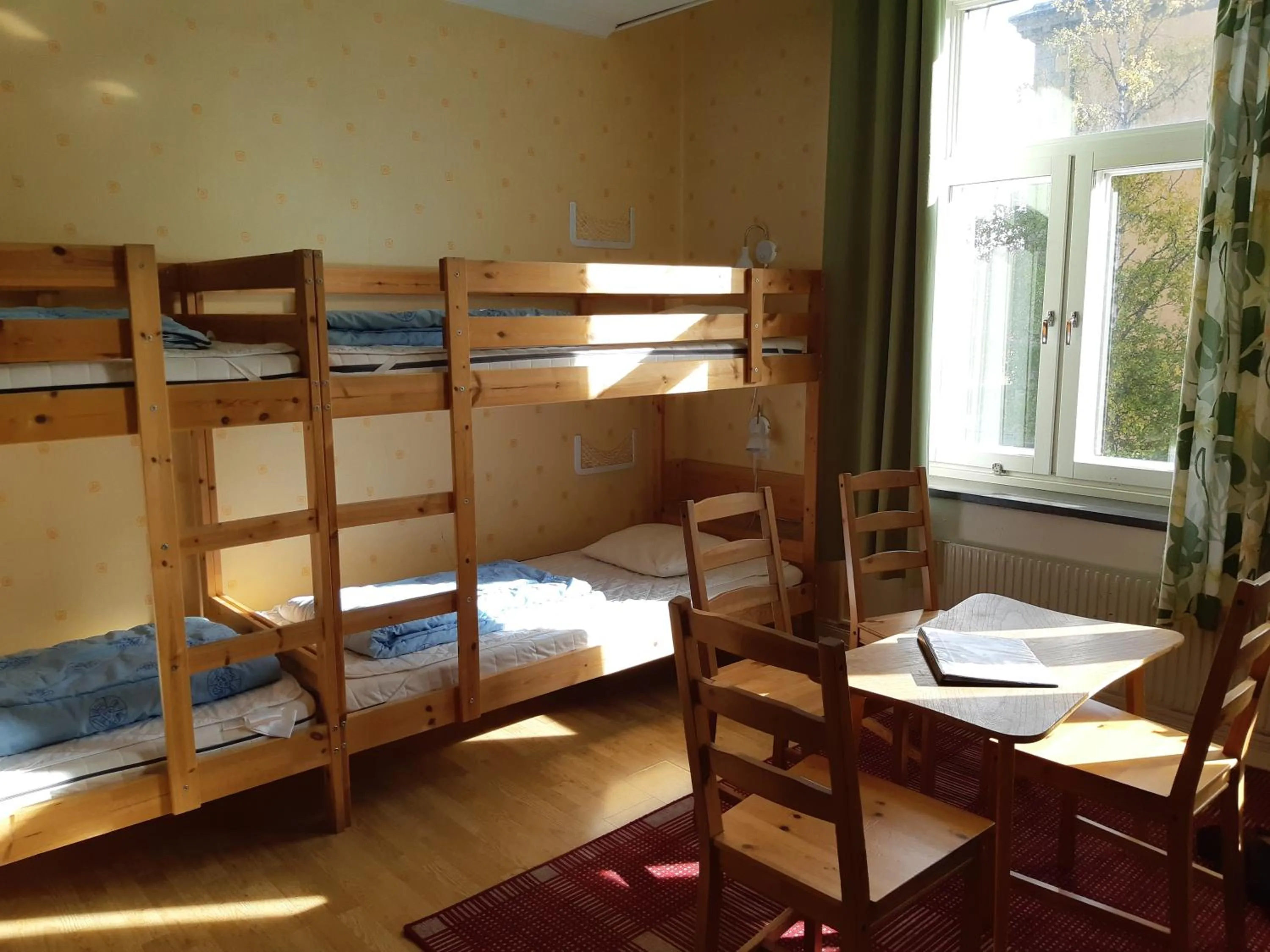 Bed in 8-Bed Mixed Dormitory Room in STF Östersund Ledkrysset