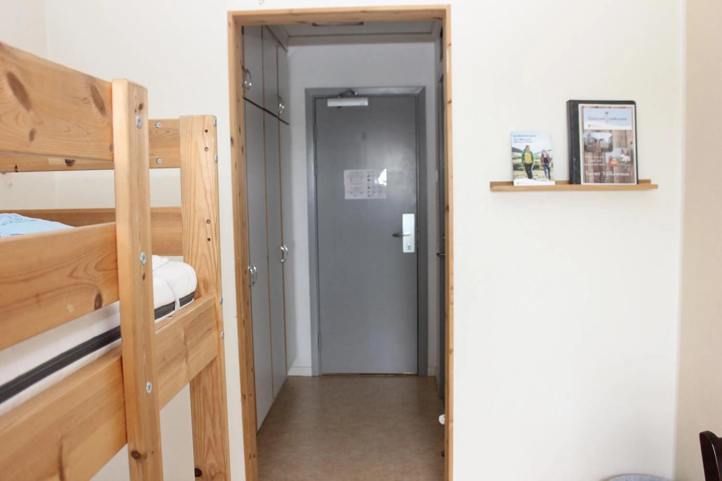 Twin Room with Shared Bathroom - single occupancy in STF Östersund Ledkrysset