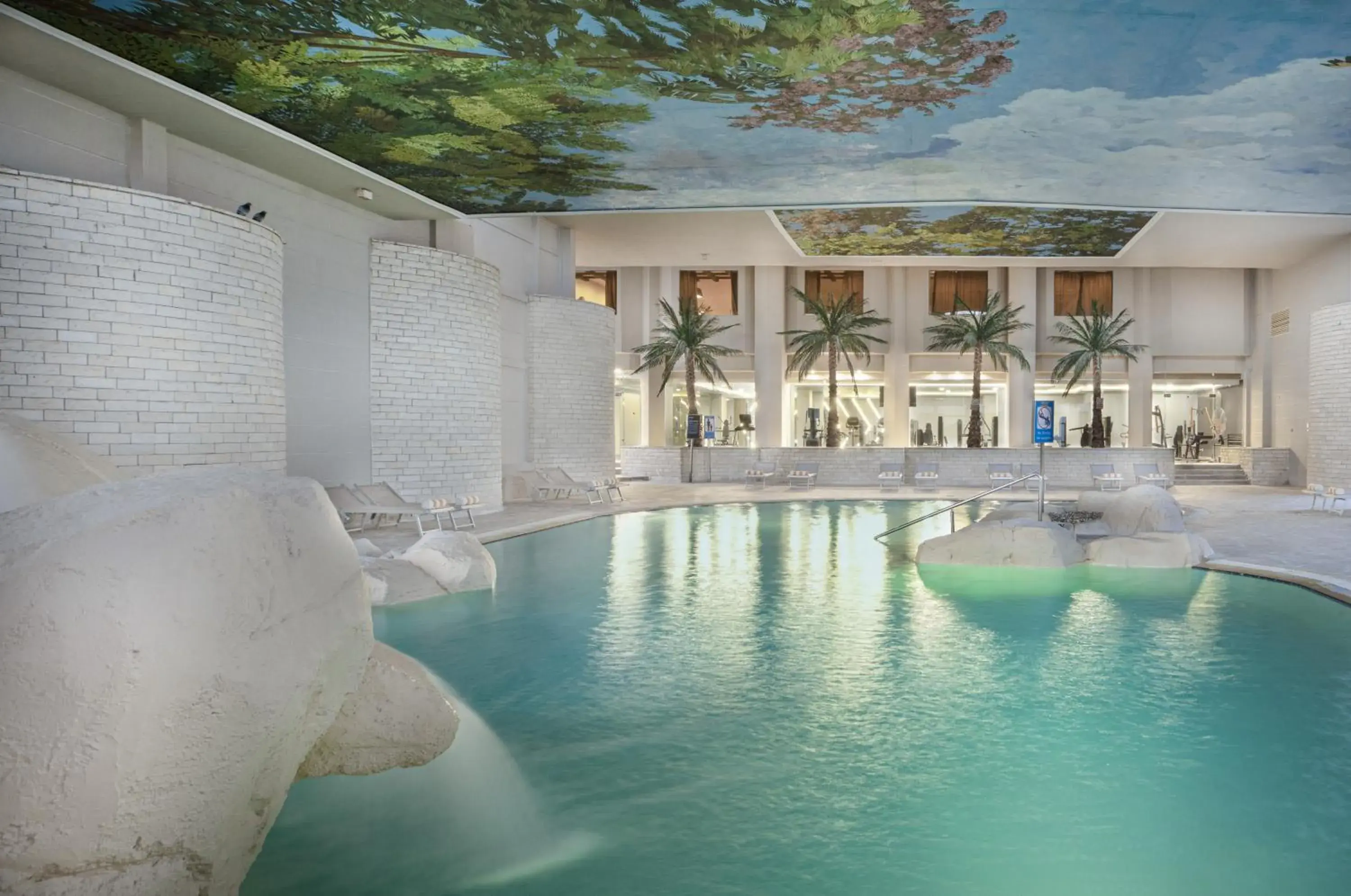 Swimming pool in V Hotel Sharm El Shiekh Swimming pool in V Hotel Sharm El Shiekh