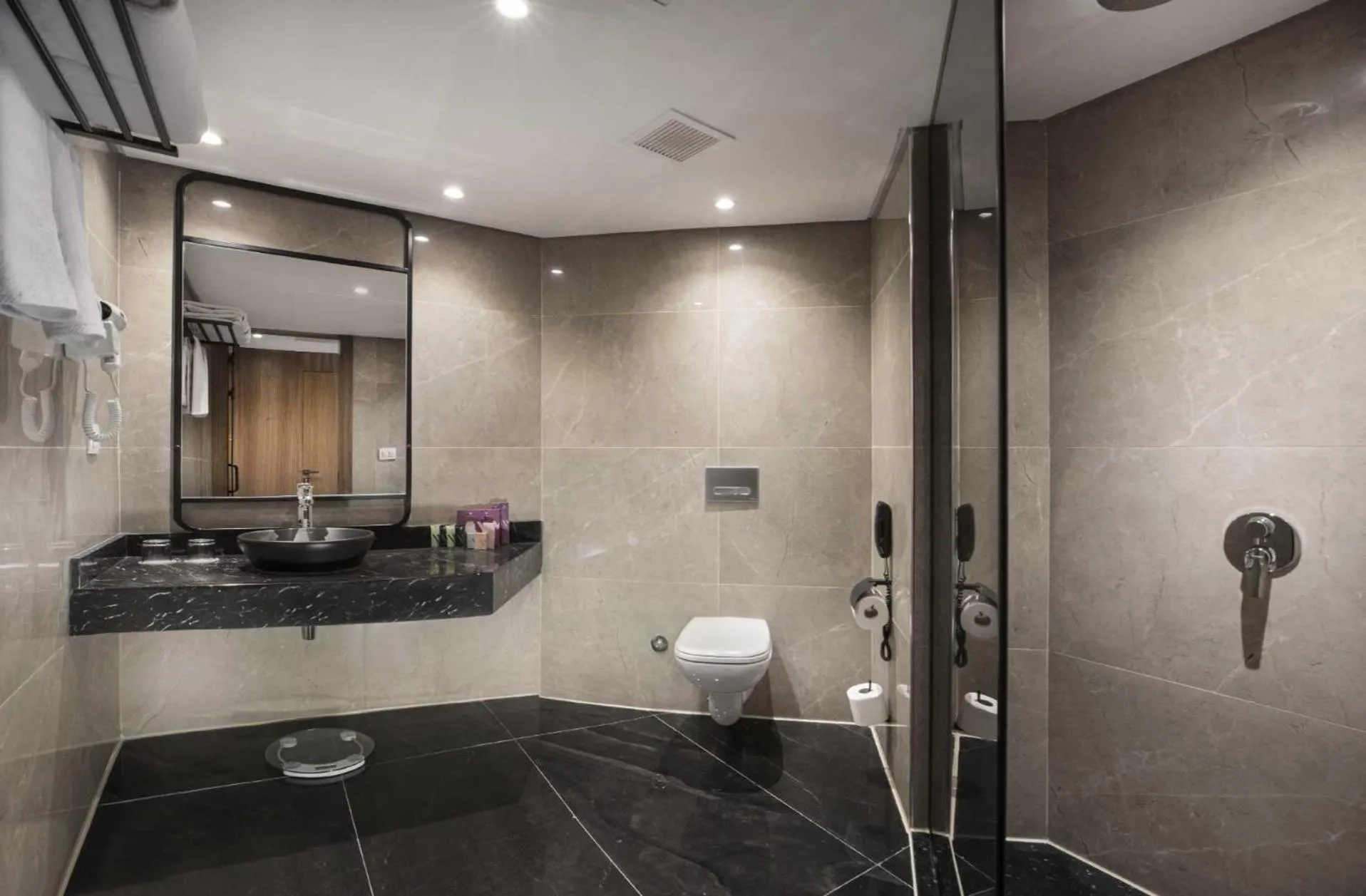 Shower in V Hotel Sharm El Shiekh