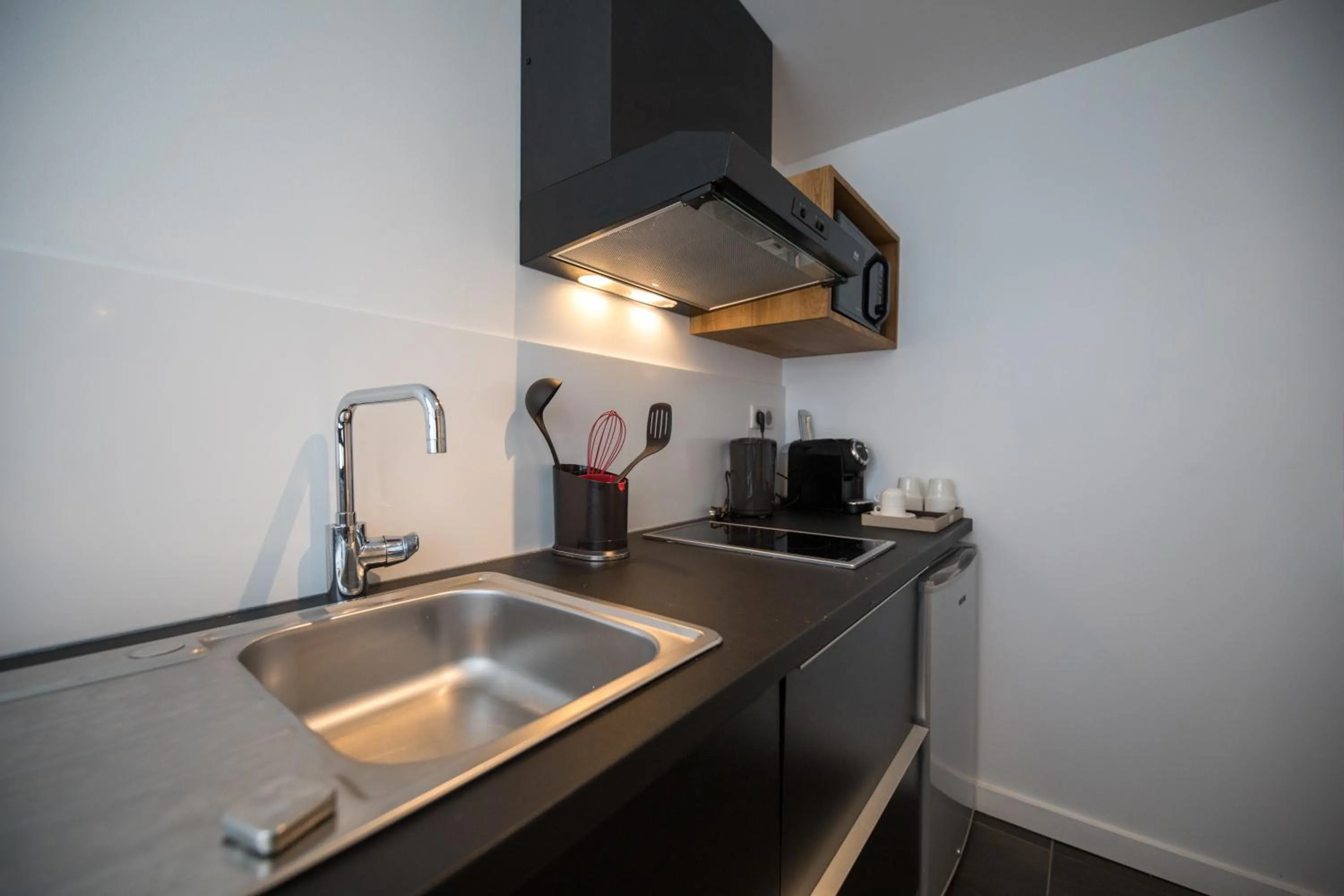 Kitchen or kitchenette in Ness by D-Ocean