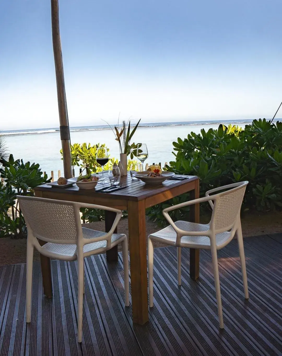 Restaurant/places to eat in Ness by D-Ocean Restaurant/places to eat in Ness by D-Ocean