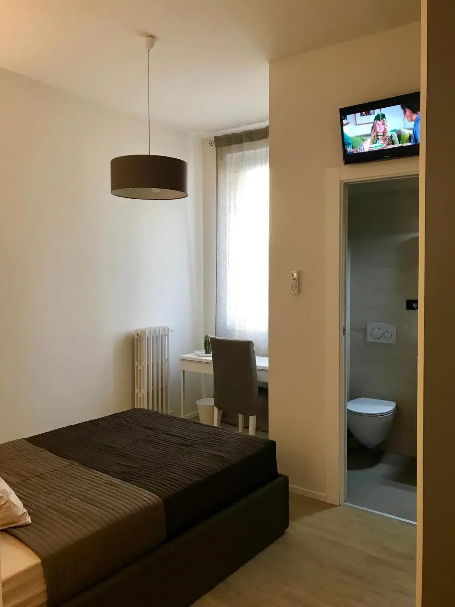 Single Room with Private Bathroom - single occupancy in Nontiscordardime Single Room with Private Bathroom - single occupancy in Nontiscordardime
