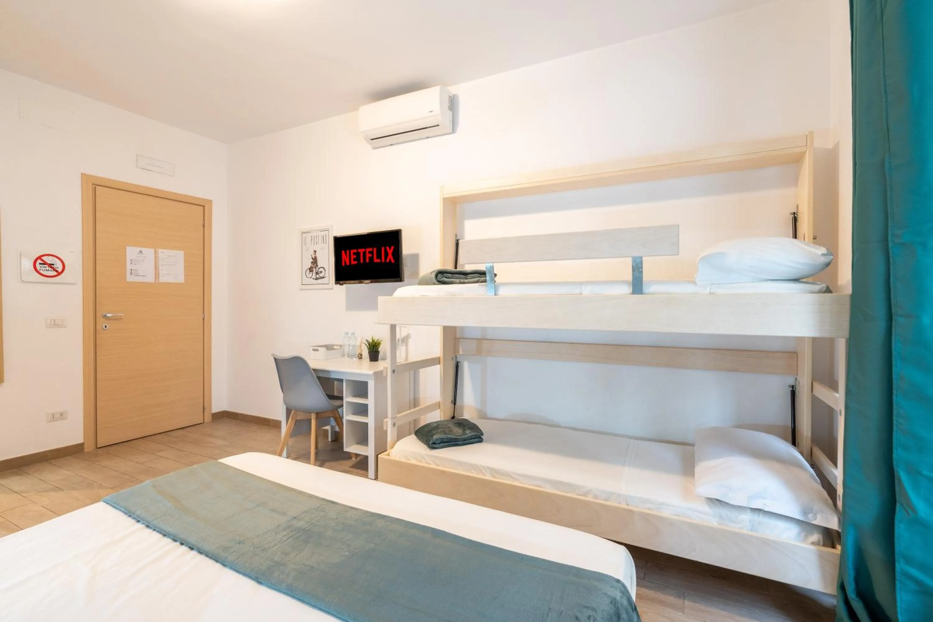 Bed in close to San Pietro - Vatican Rome GUESTHOUSE