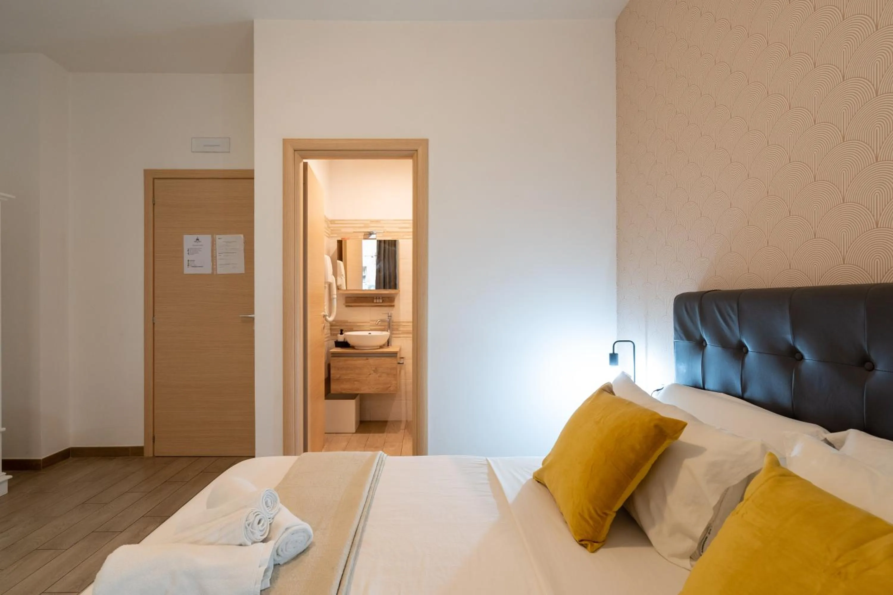 Bed in close to San Pietro - Vatican Rome GUESTHOUSE