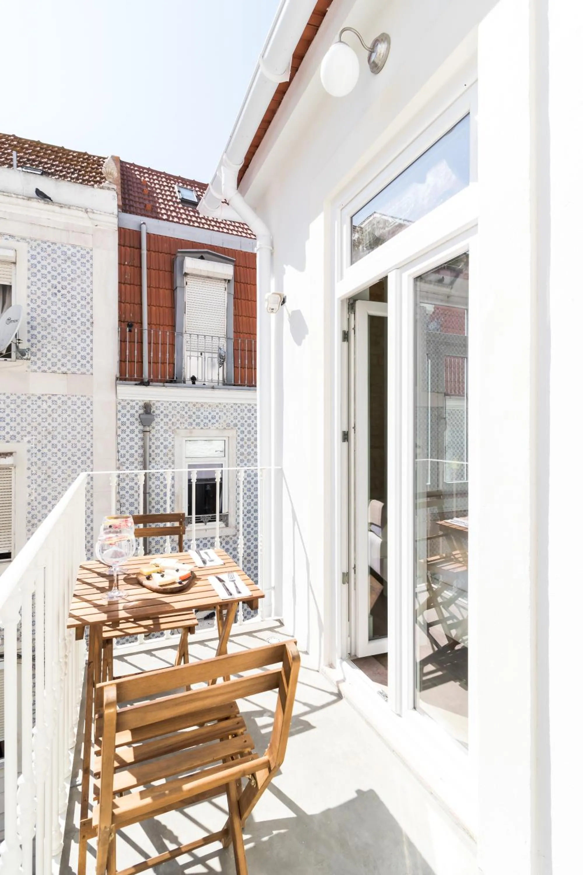 Balcony/Terrace in 1898 Home & Suites