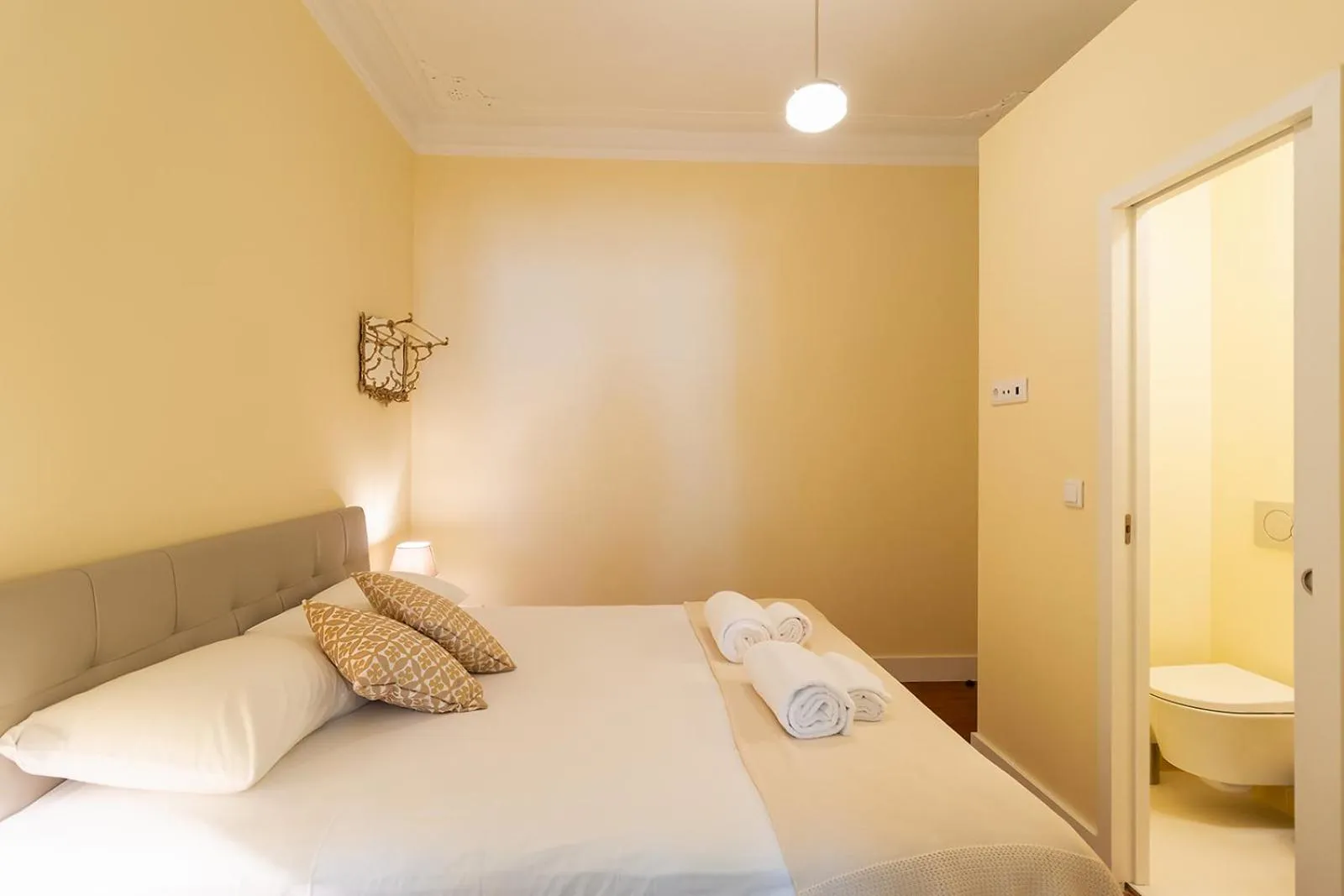 Bedroom, Bed in 1898 Home & Suites