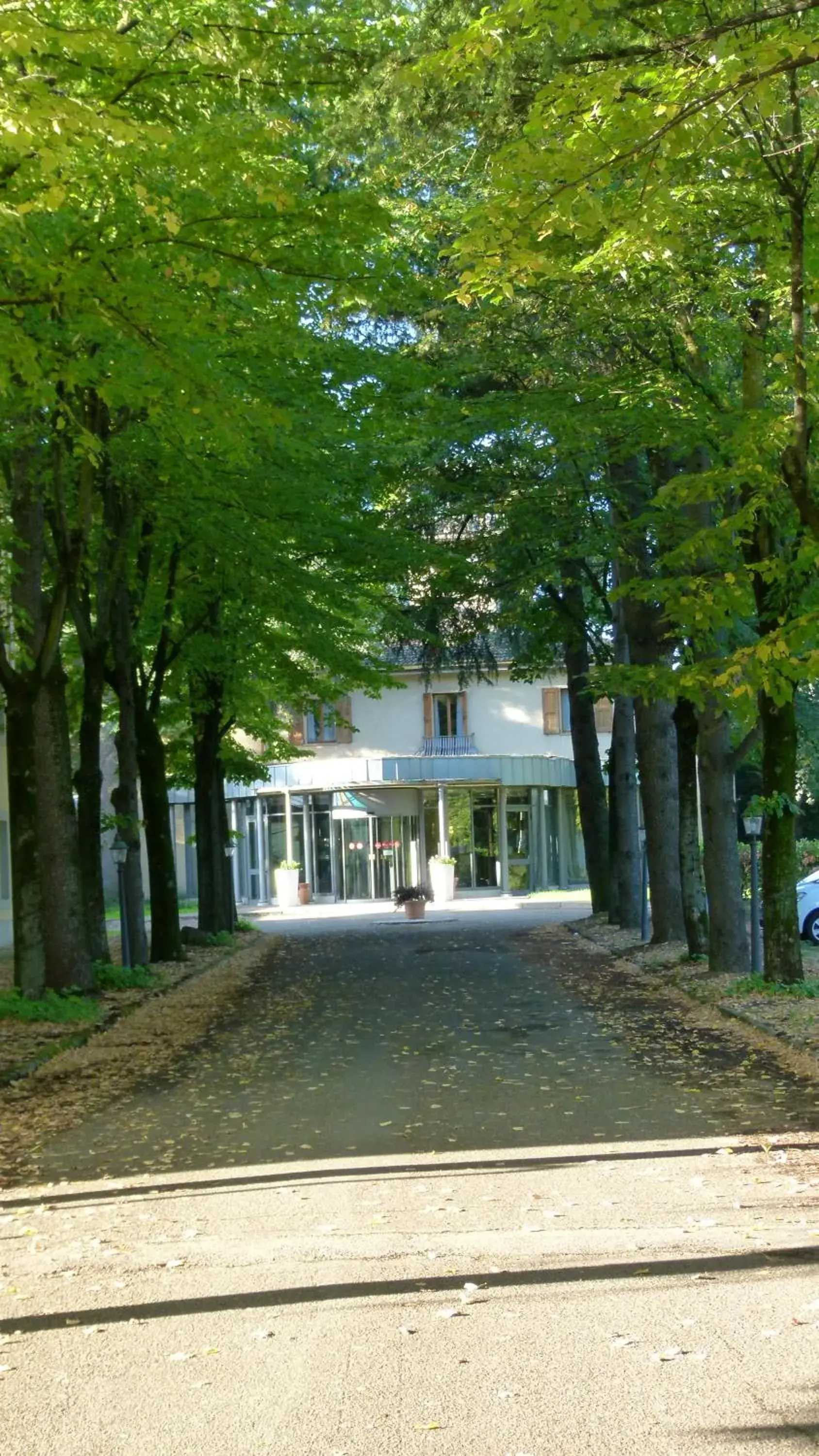 Facade/entrance in Meditur Hotel Bologna Facade/entrance in Meditur Hotel Bologna