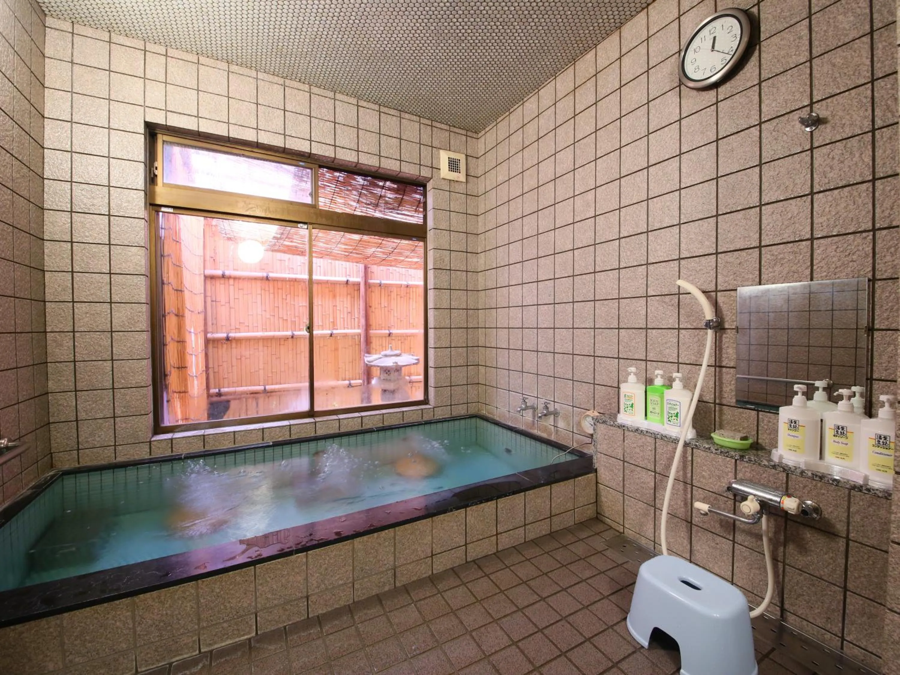 Public Bath in Fukashiso