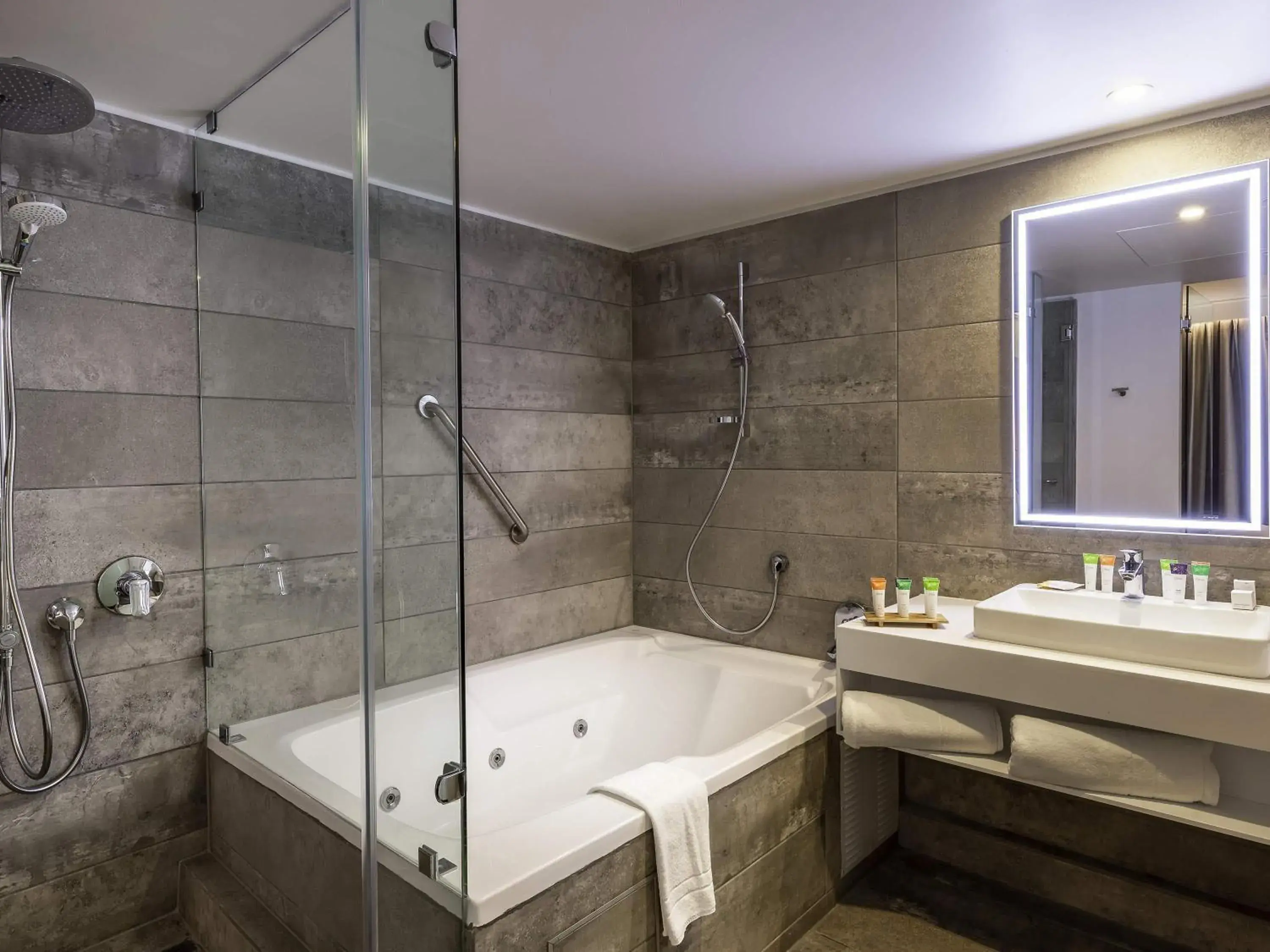 Bedroom in Novotel Santiago Providencia Bedroom in Novotel Santiago Providencia