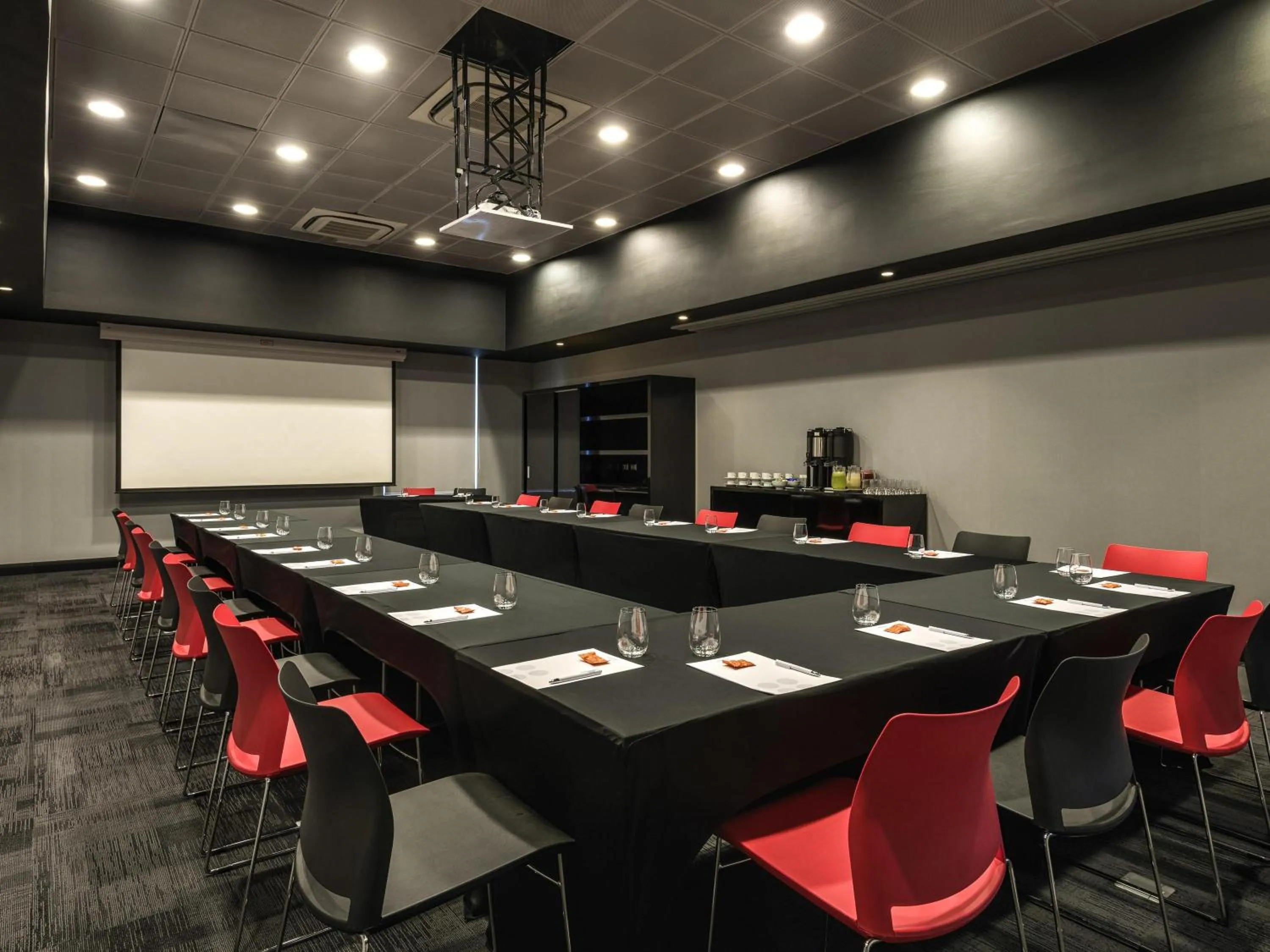 Meeting/conference room in Novotel Santiago Providencia