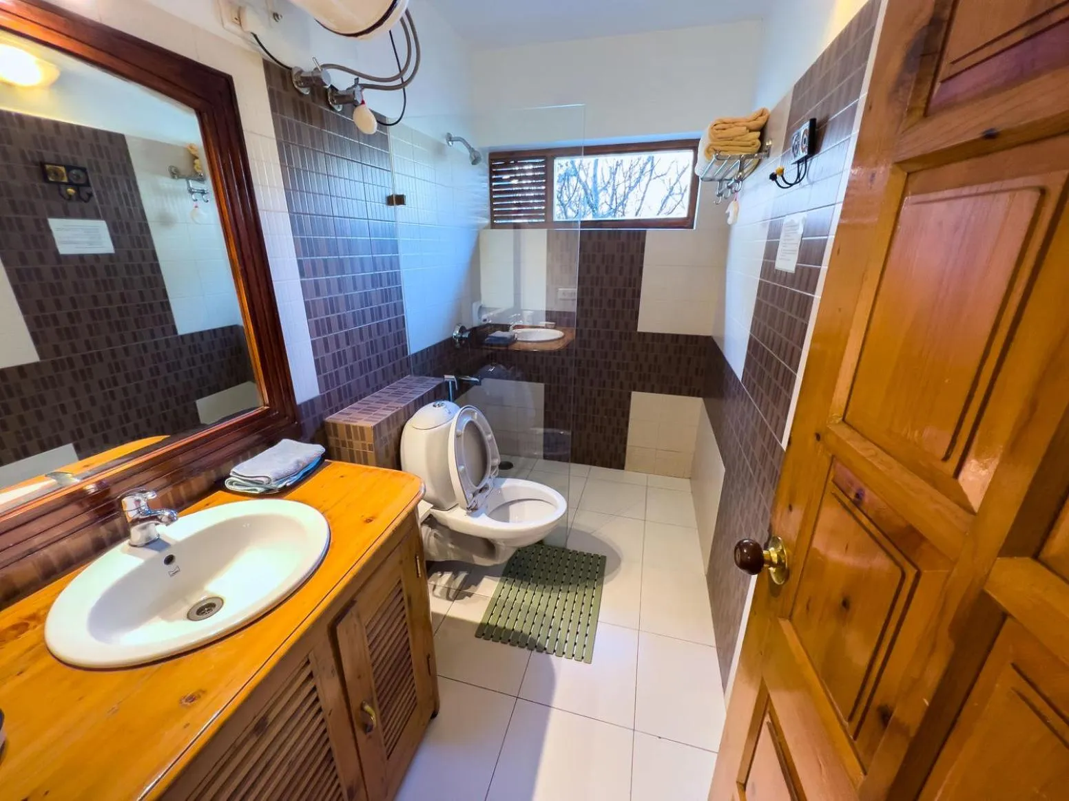 Banjara Camp and Retreat Sangla