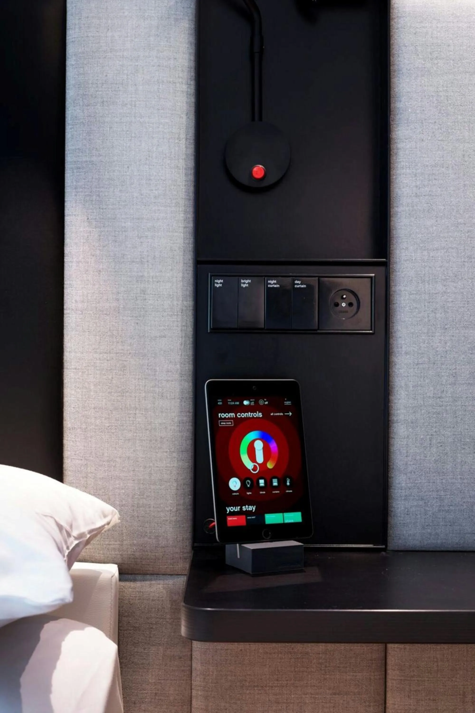 Photo of the whole room in citizenM Kuala Lumpur