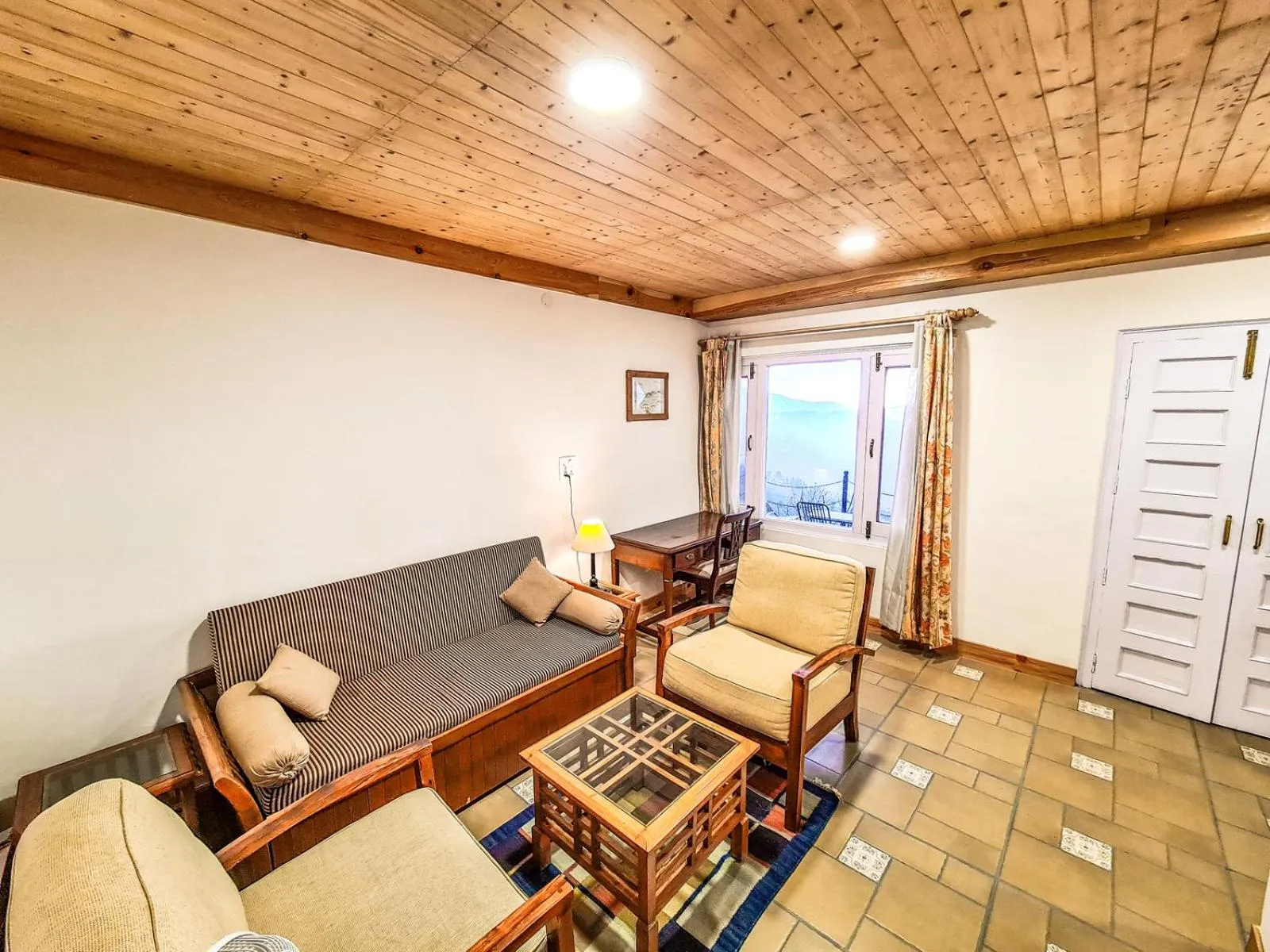 Living room in Banjara Orchard Retreat Thanedar