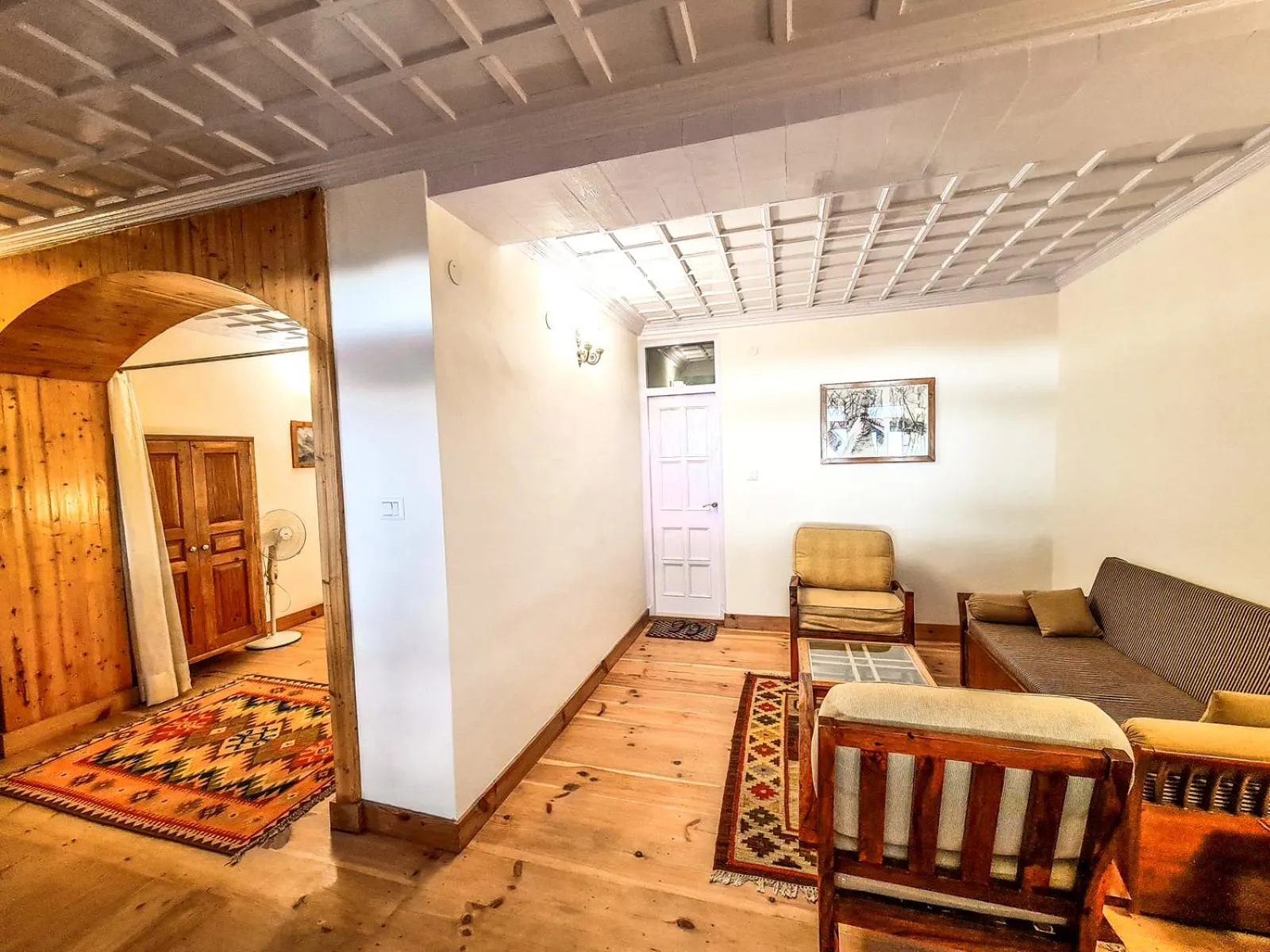 Living room in Banjara Orchard Retreat Thanedar