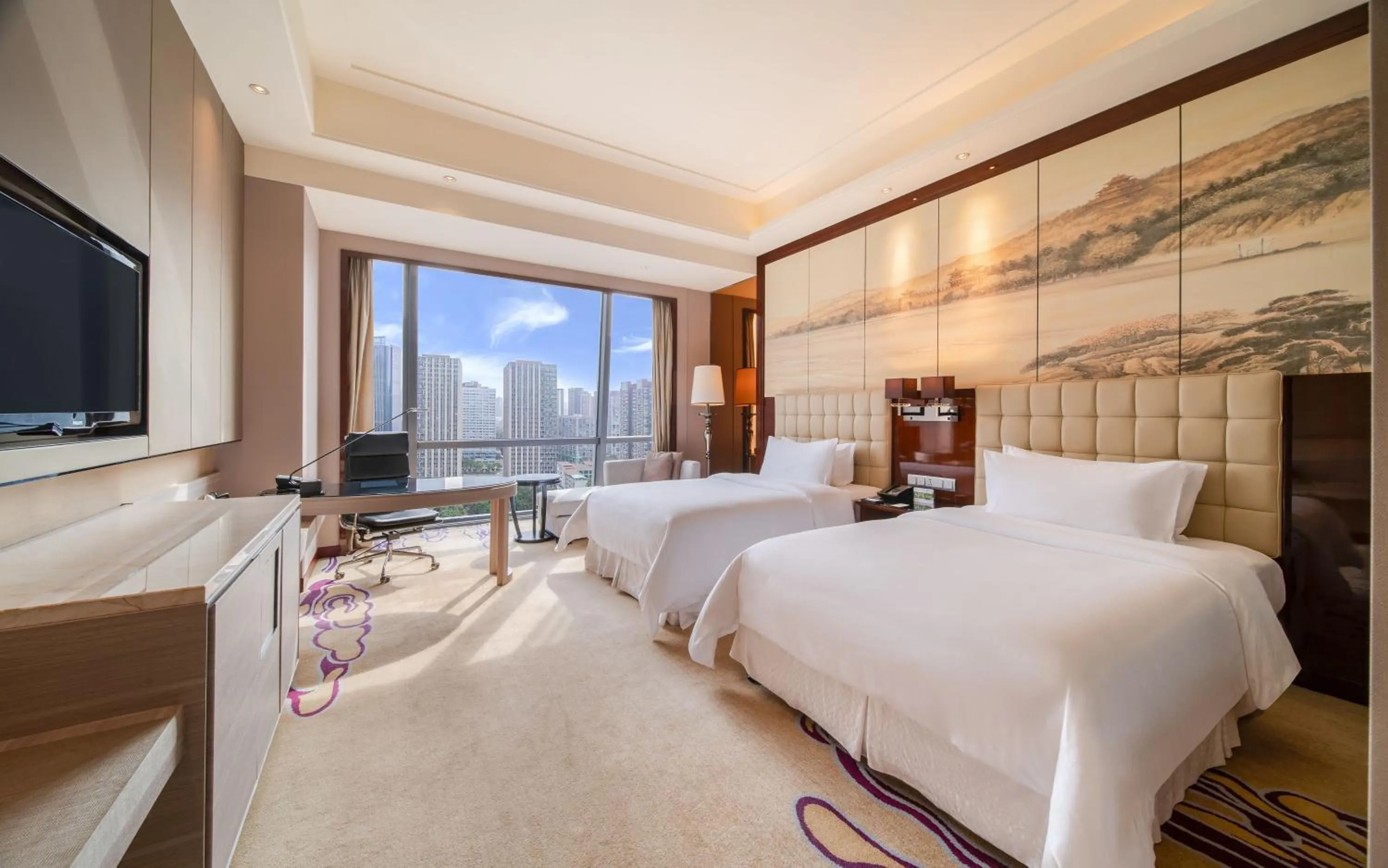Photo of the whole room, Bed in The Westin Wuhan Wuchang