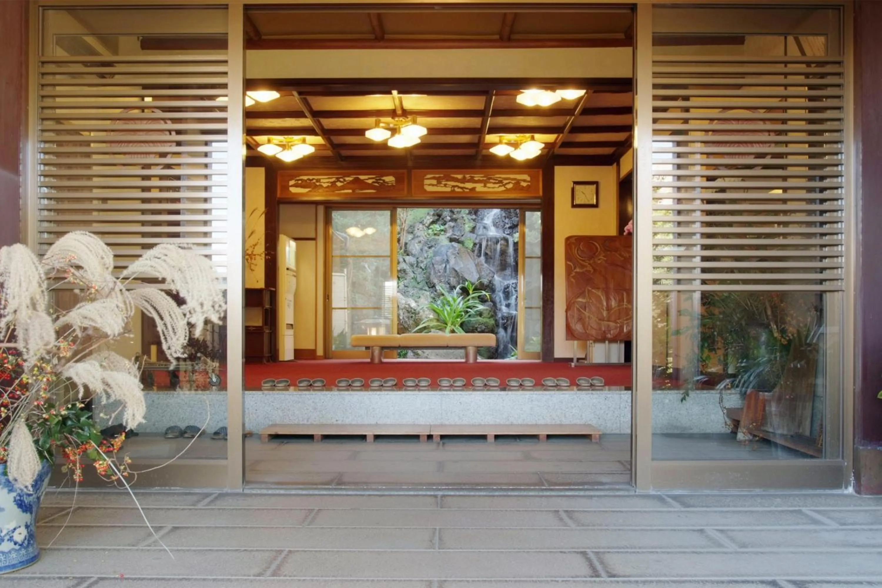 Facade/entrance in Yokikan