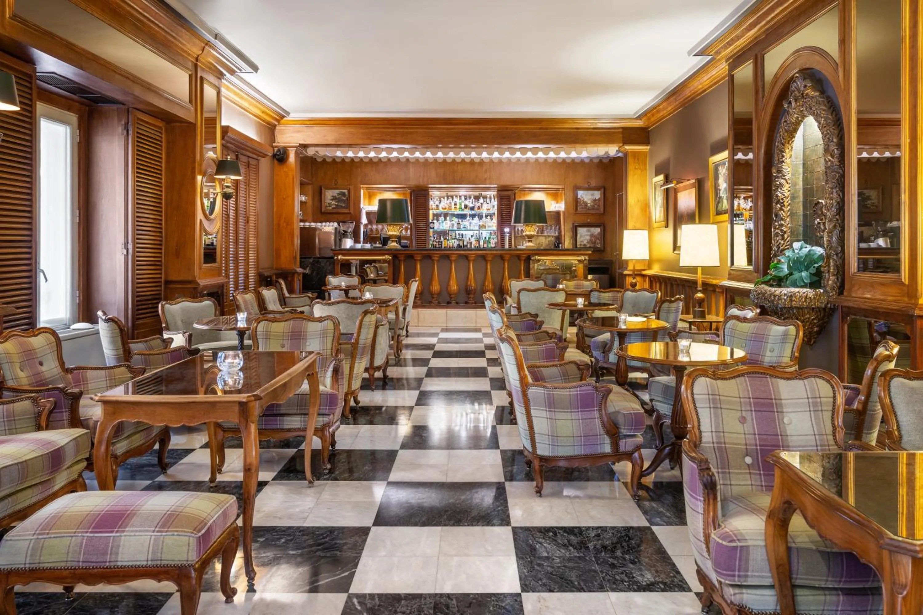 Lounge or bar in Palácio Estoril Hotel, Golf & Wellness