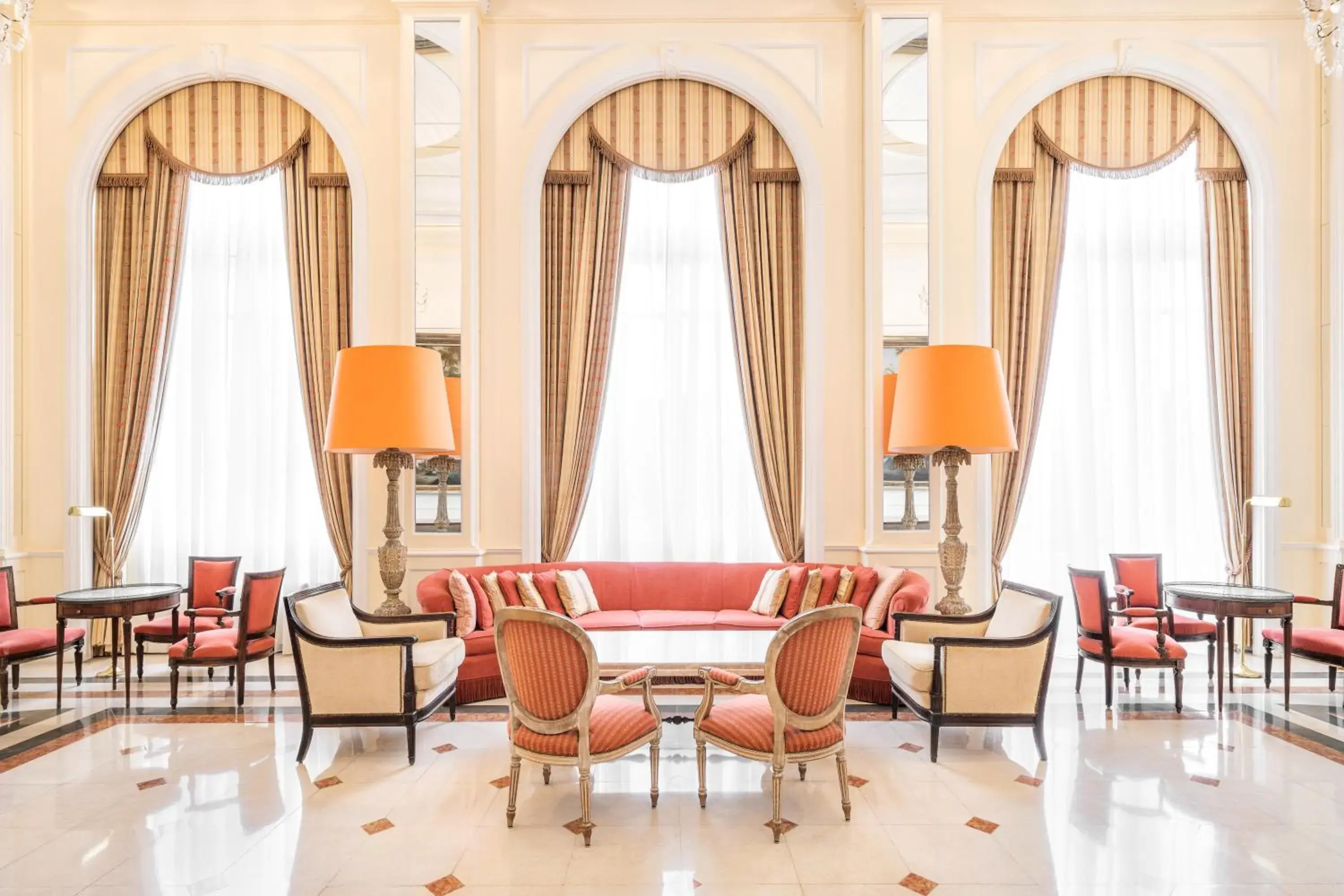 Living room in Palácio Estoril Hotel, Golf & Wellness Living room in Palácio Estoril Hotel, Golf & Wellness