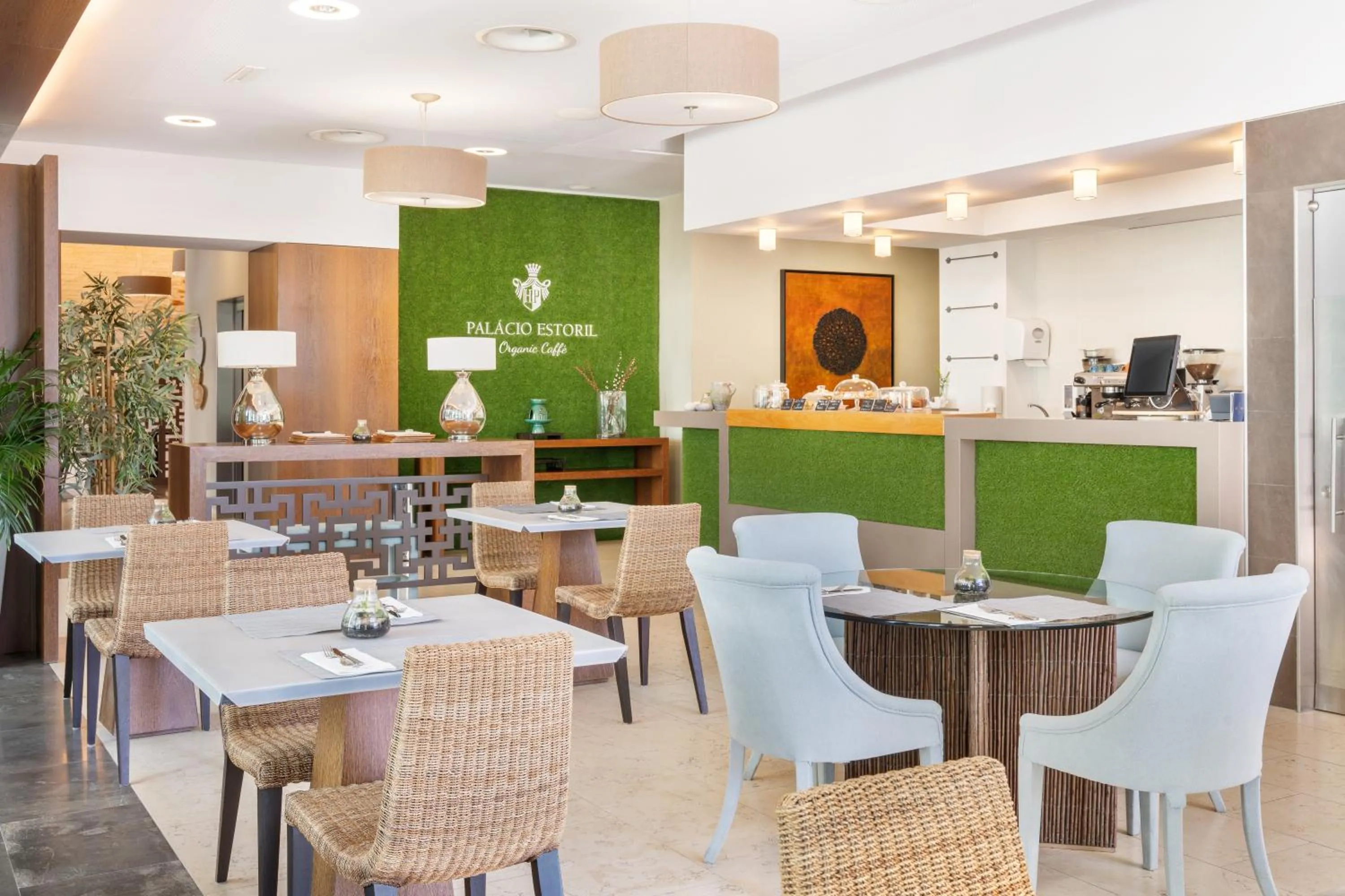Restaurant/places to eat in Palácio Estoril Hotel, Golf & Wellness
