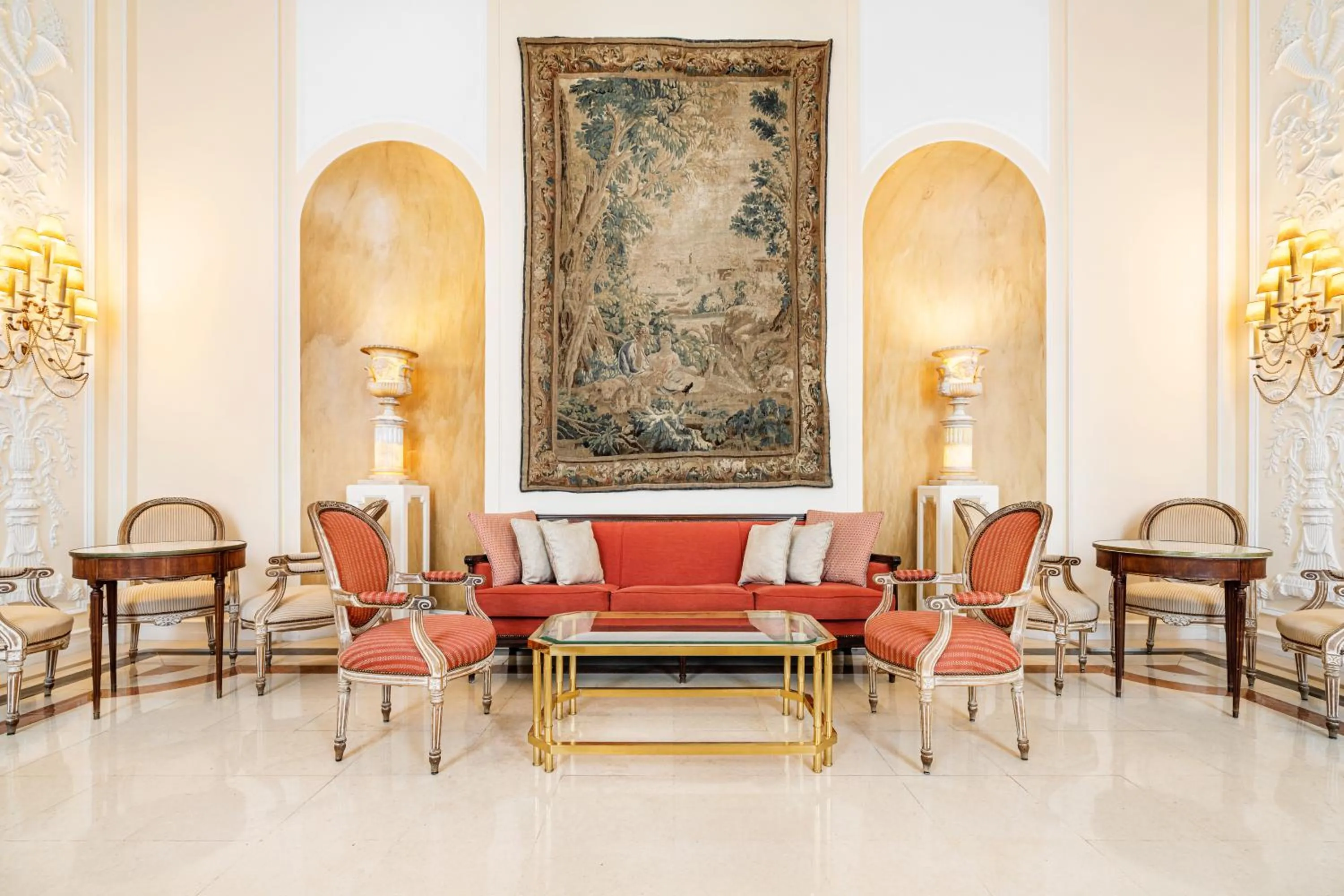 Living room in Palácio Estoril Hotel, Golf & Wellness