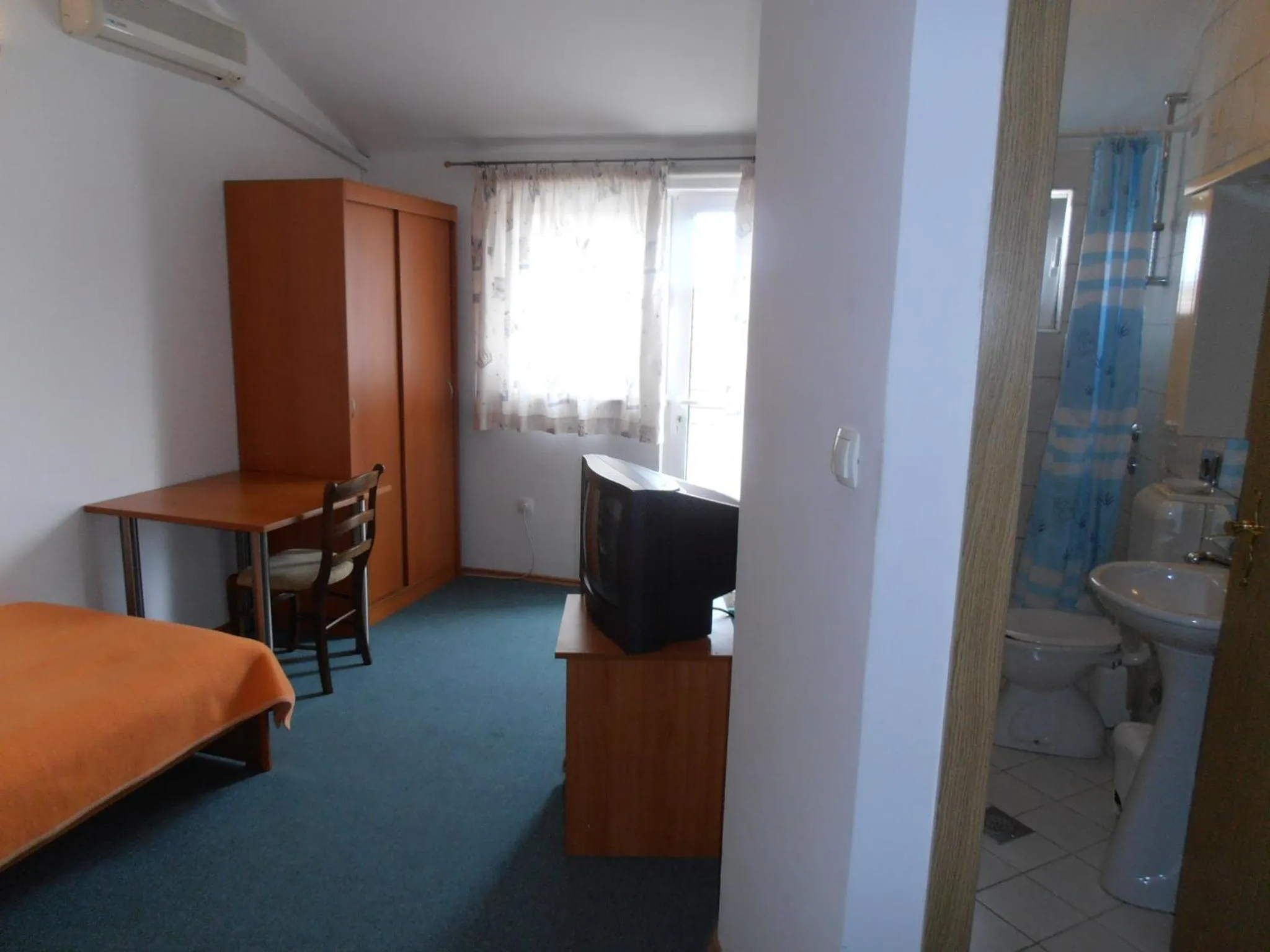 Bed in Hotel Metković