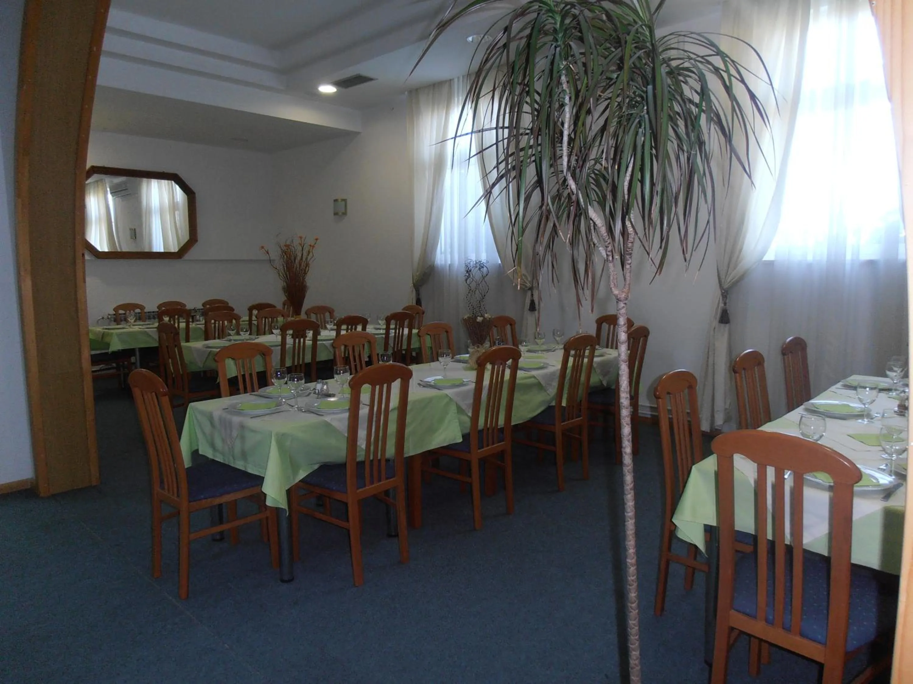Restaurant/places to eat in Hotel Metković