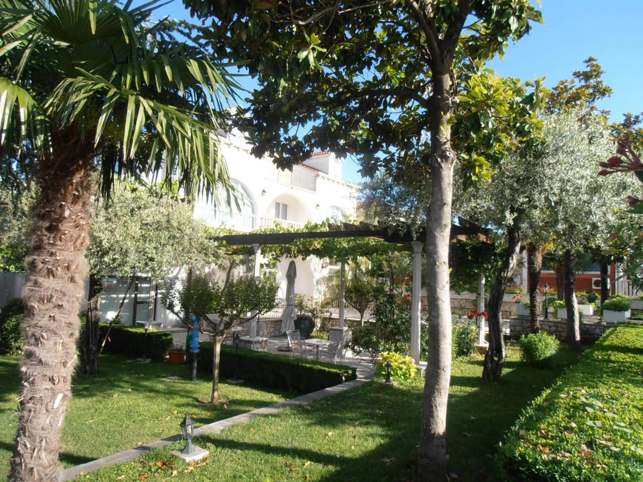 Garden in Hotel Metković