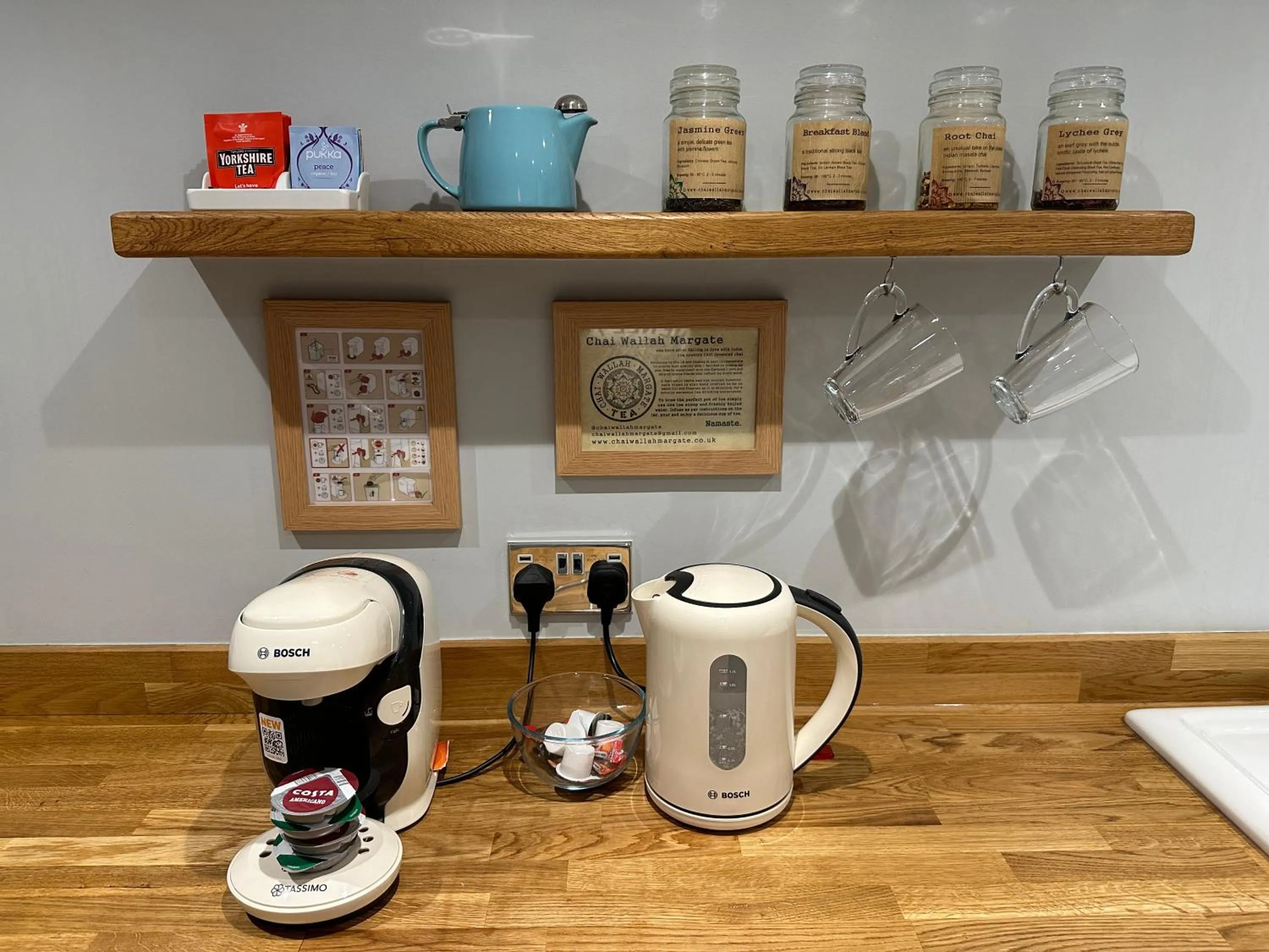 Coffee/tea facilities in The Beetroot