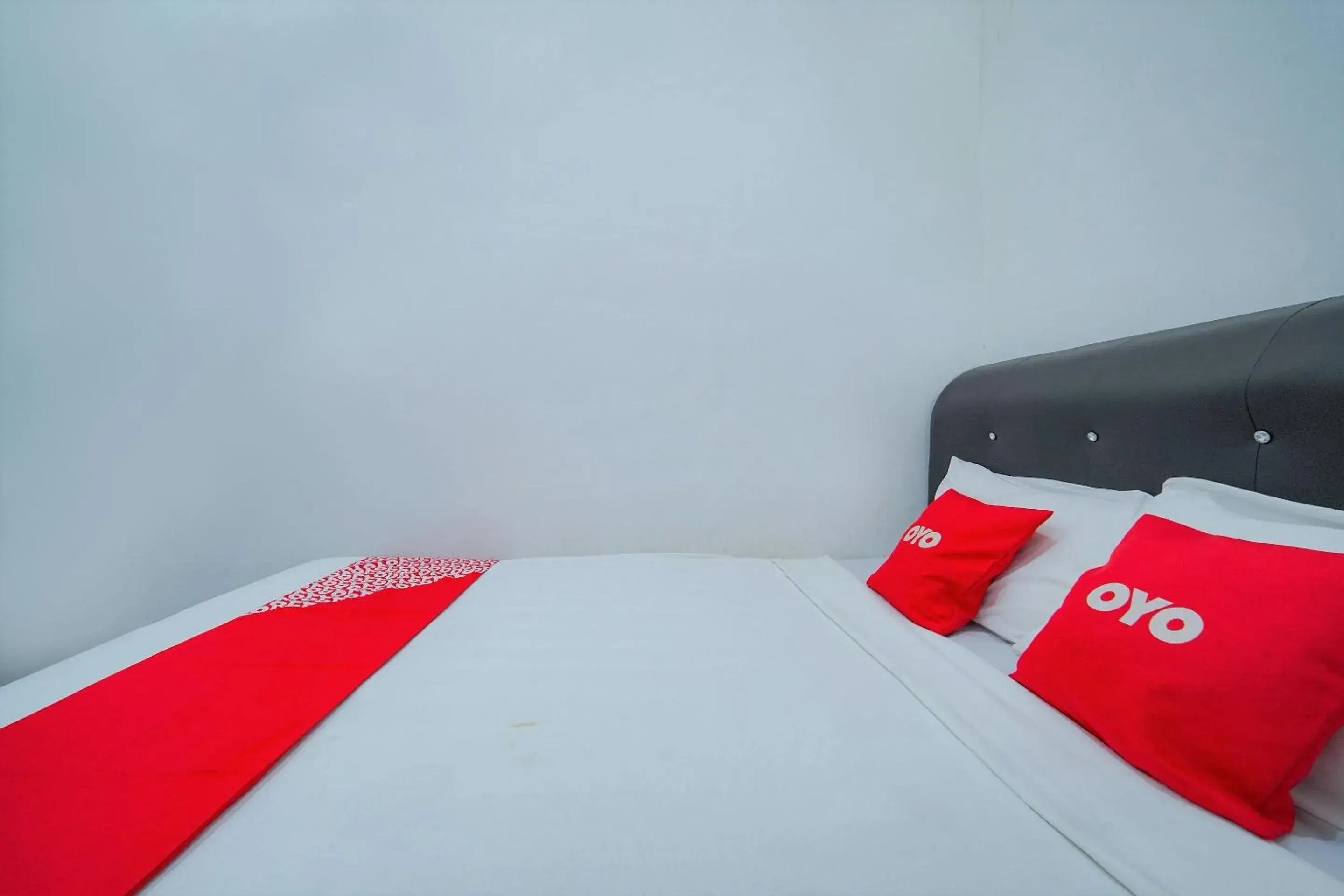 Standard Queen Room in OYO 89820 Sp Berlian Inn Standard Queen Room in OYO 89820 Sp Berlian Inn