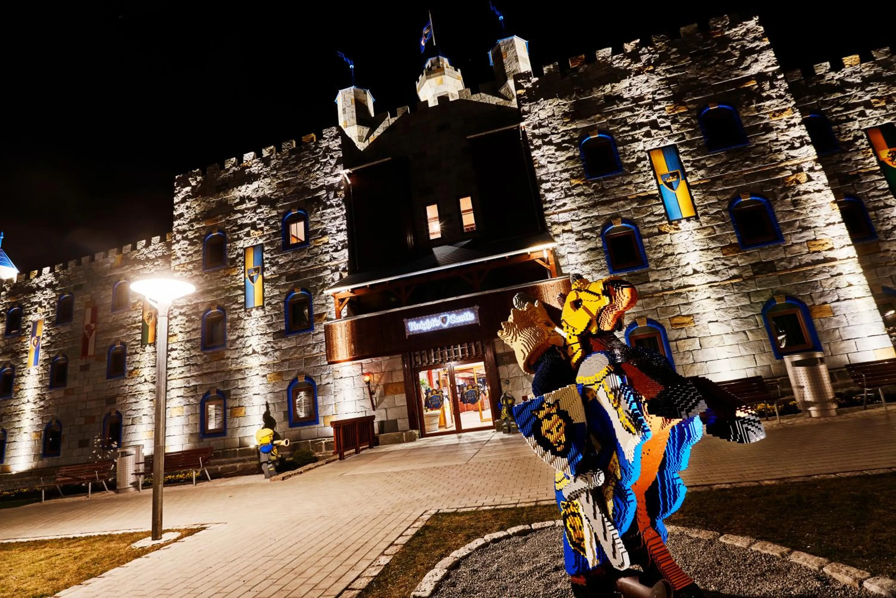 Facade/entrance in LEGOLAND Castle Hotel