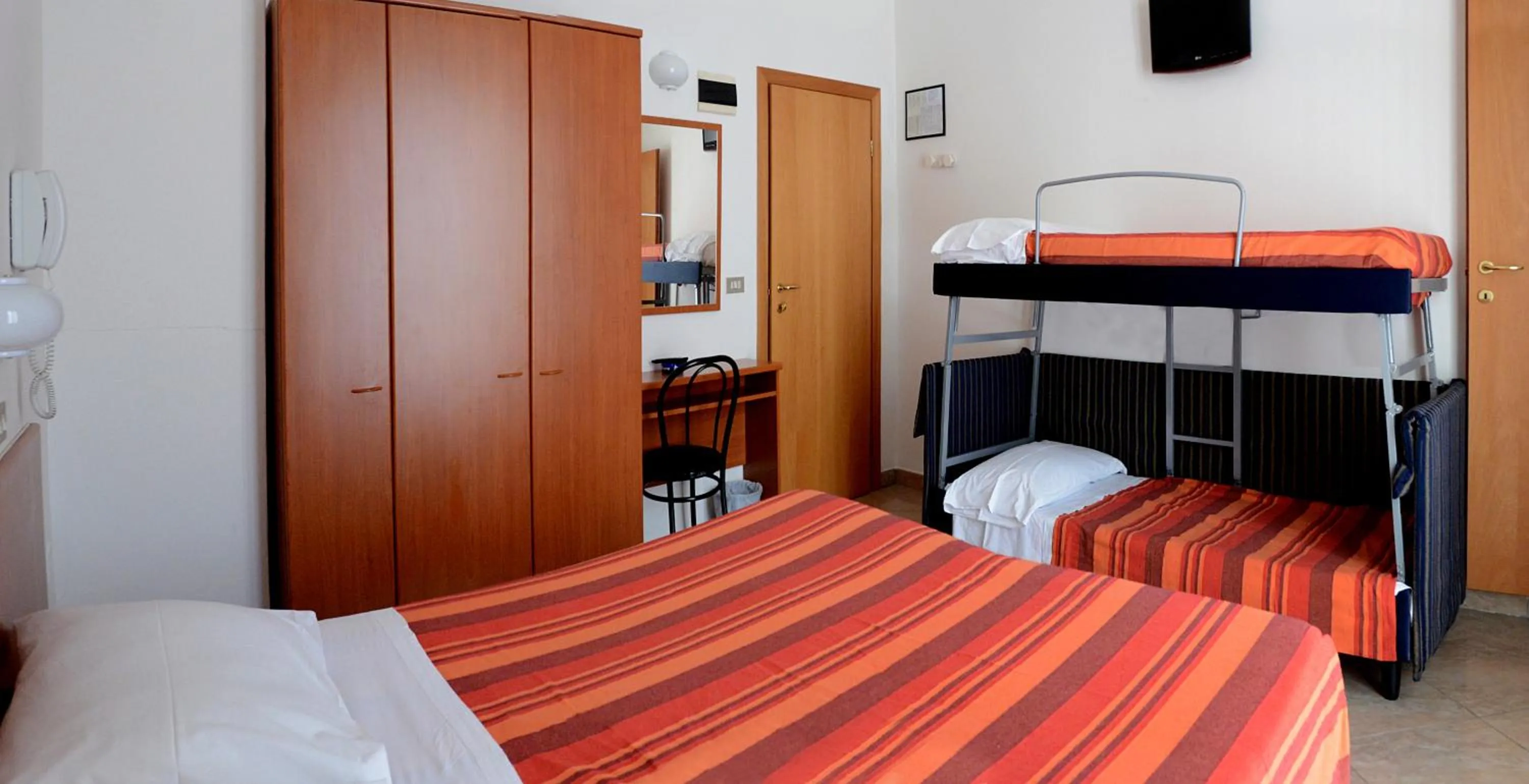 Photo of the whole room in Hotel Trinidad