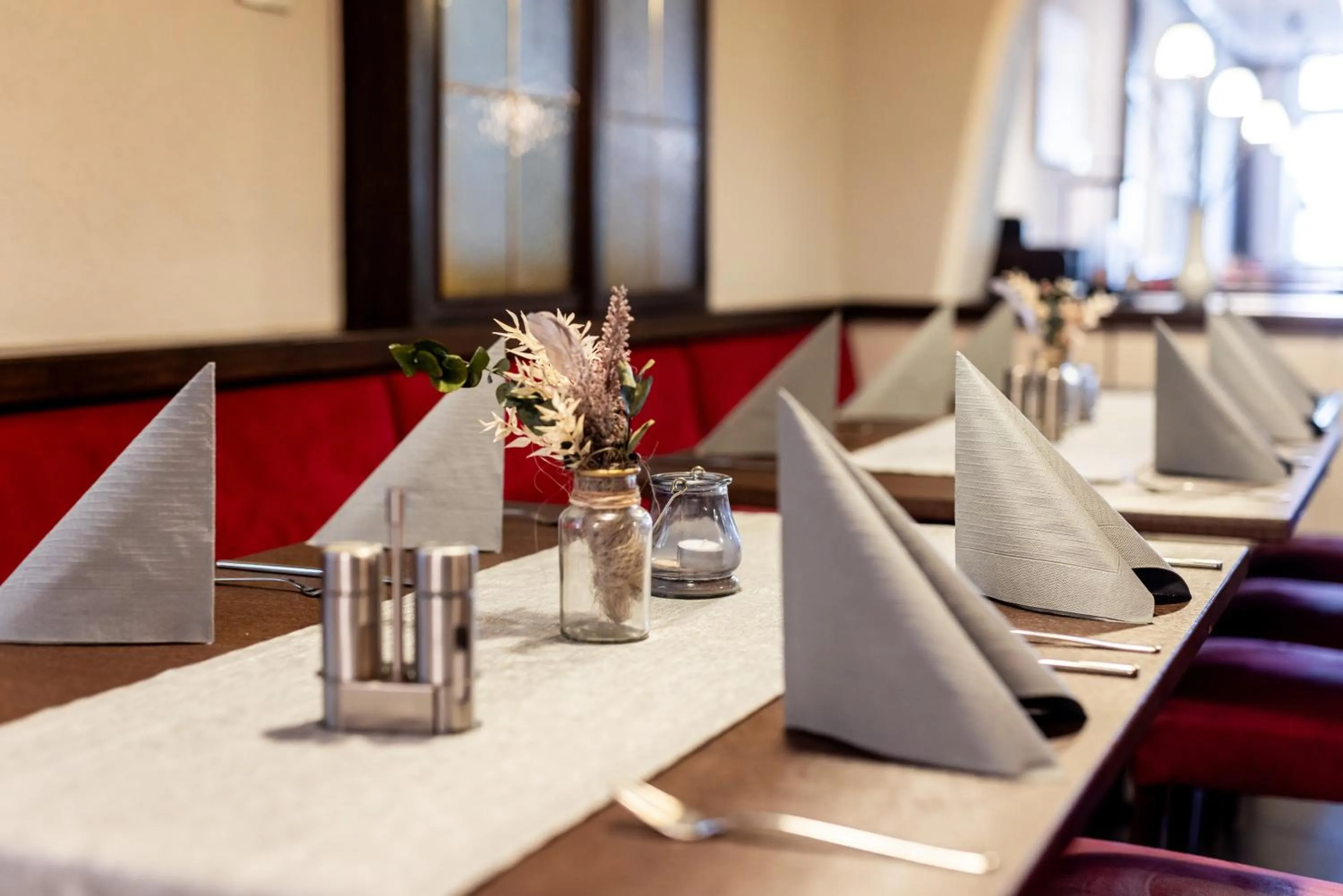 Restaurant/places to eat in Hotel Lüttje Burg