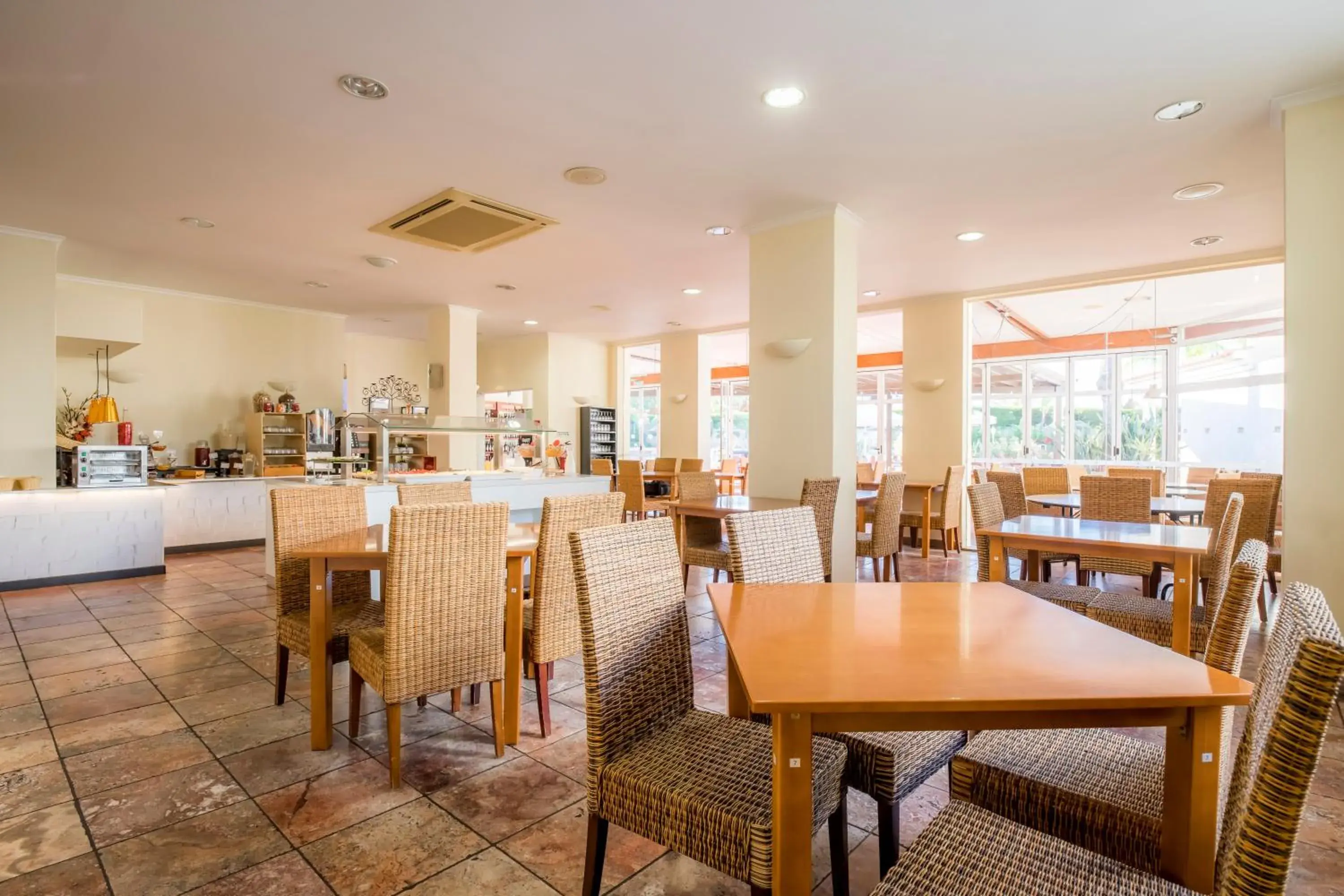 Breakfast in Clube Porto Mos - Sunplace Hotels & Beach Resort Breakfast in Clube Porto Mos - Sunplace Hotels & Beach Resort