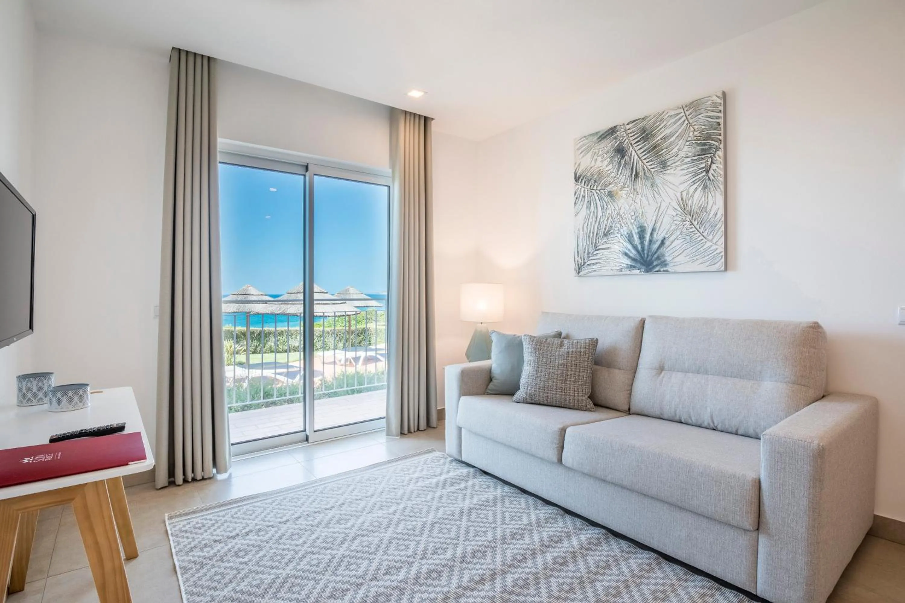 Bed in Clube Porto Mos - Sunplace Hotels & Beach Resort