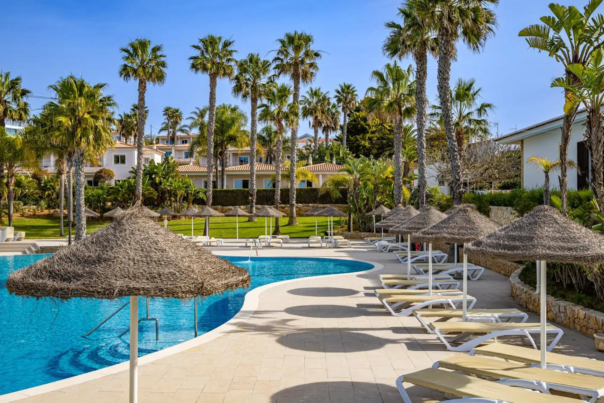 Swimming pool in Clube Porto Mos - Sunplace Hotels & Beach Resort Swimming pool in Clube Porto Mos - Sunplace Hotels & Beach Resort