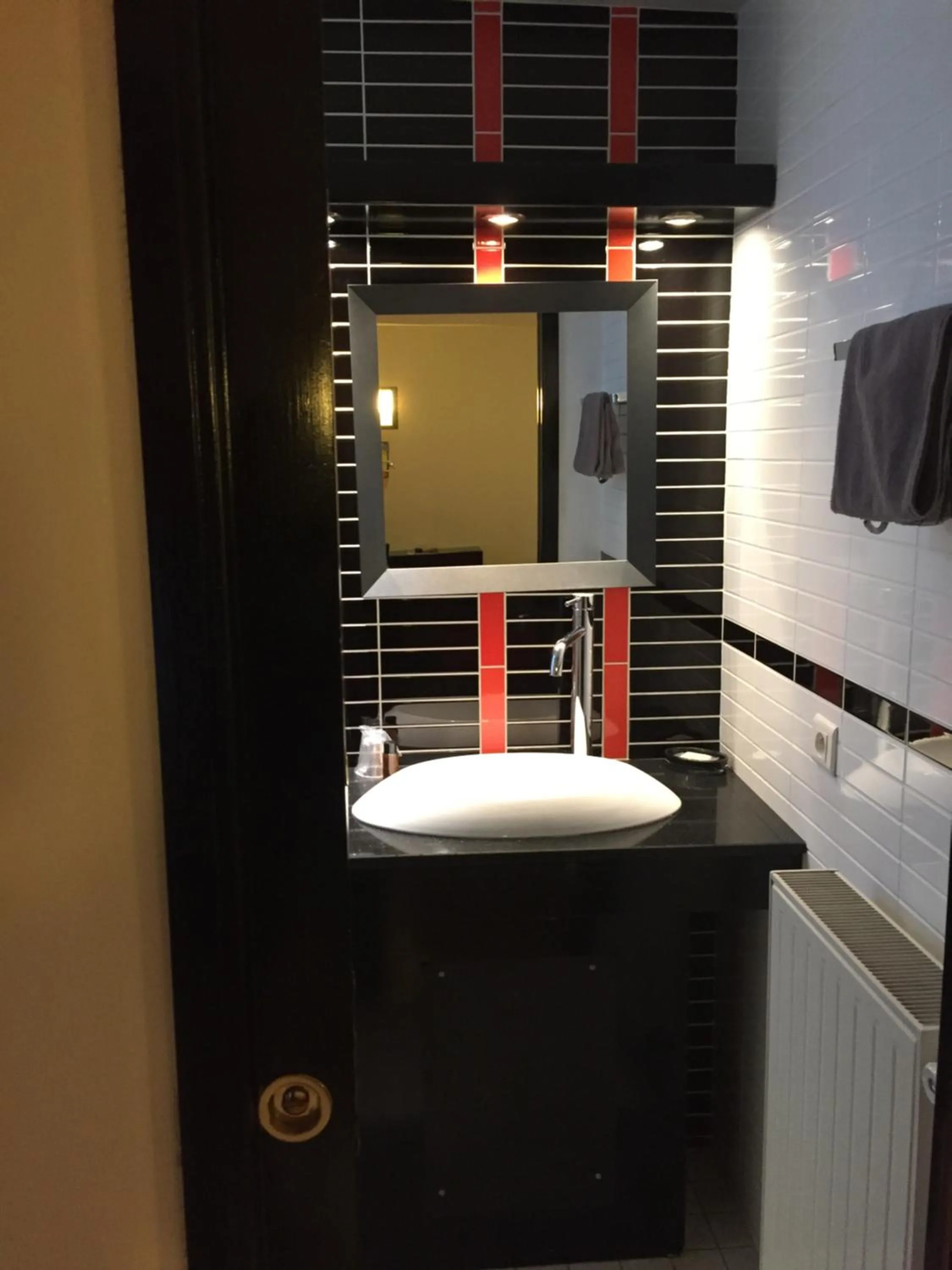 Bathroom in Hotel L'Astrolabe