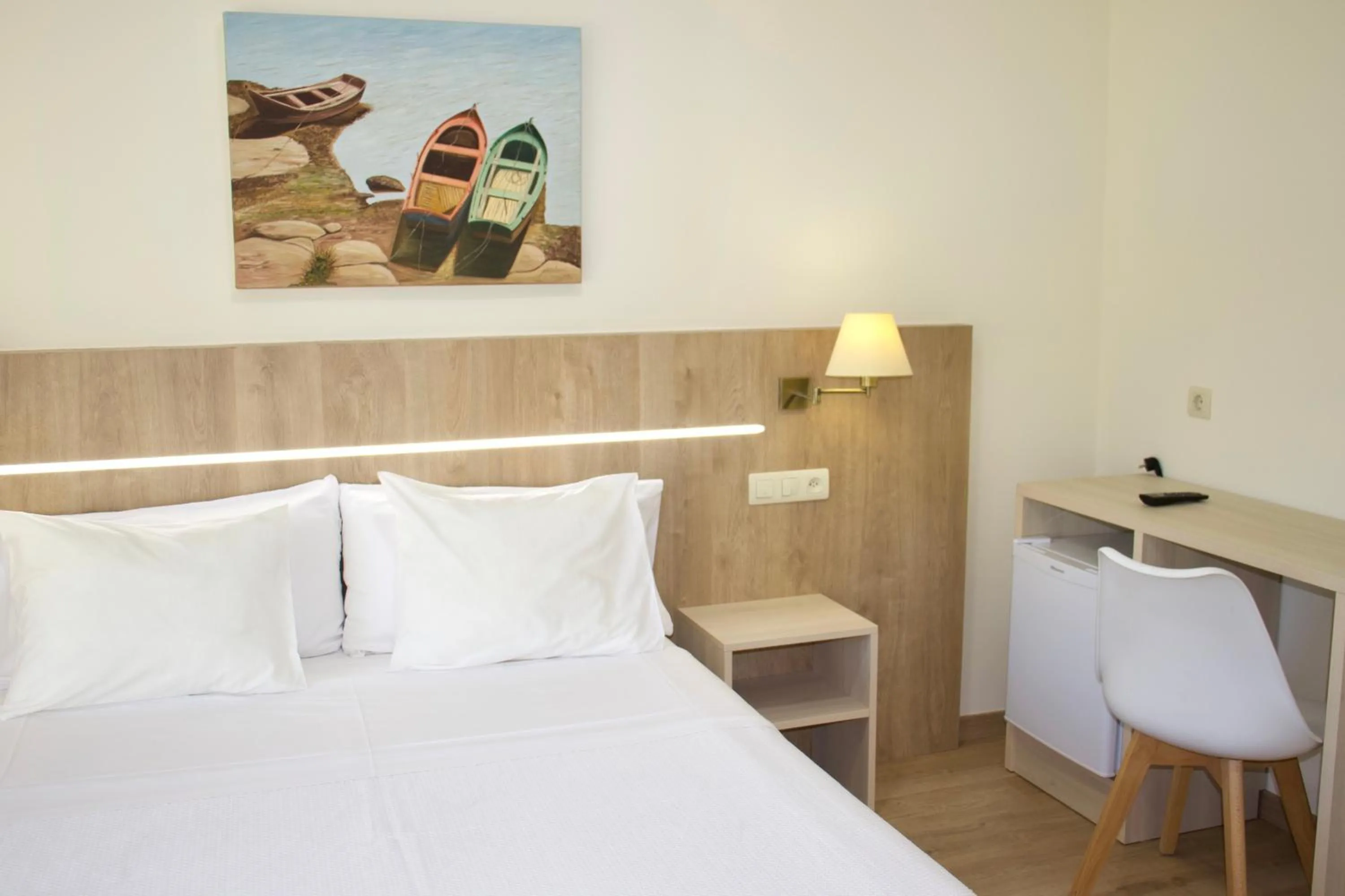 Bed in Hotel Playa de Lago