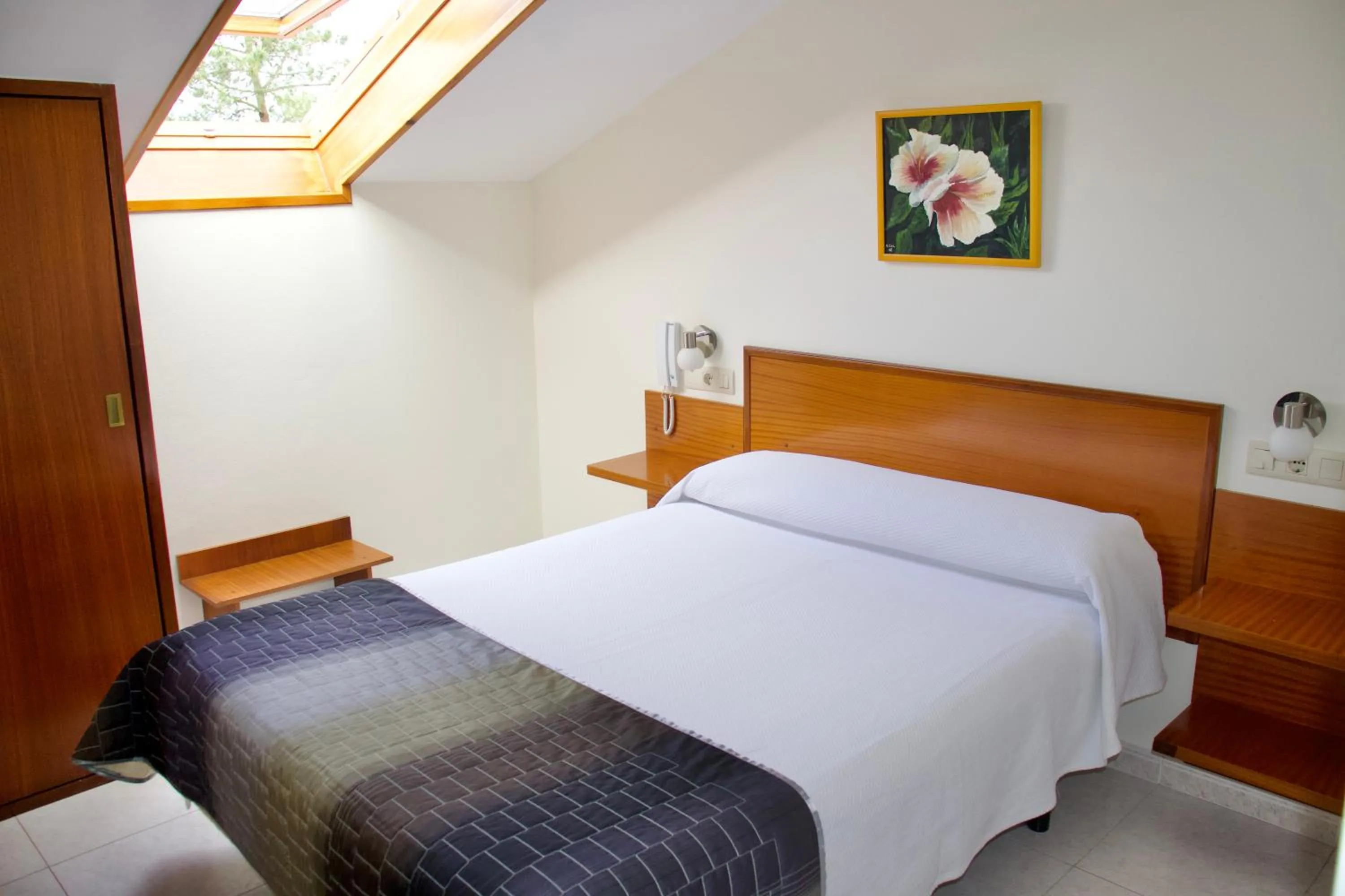 Bed in Hotel Playa de Lago