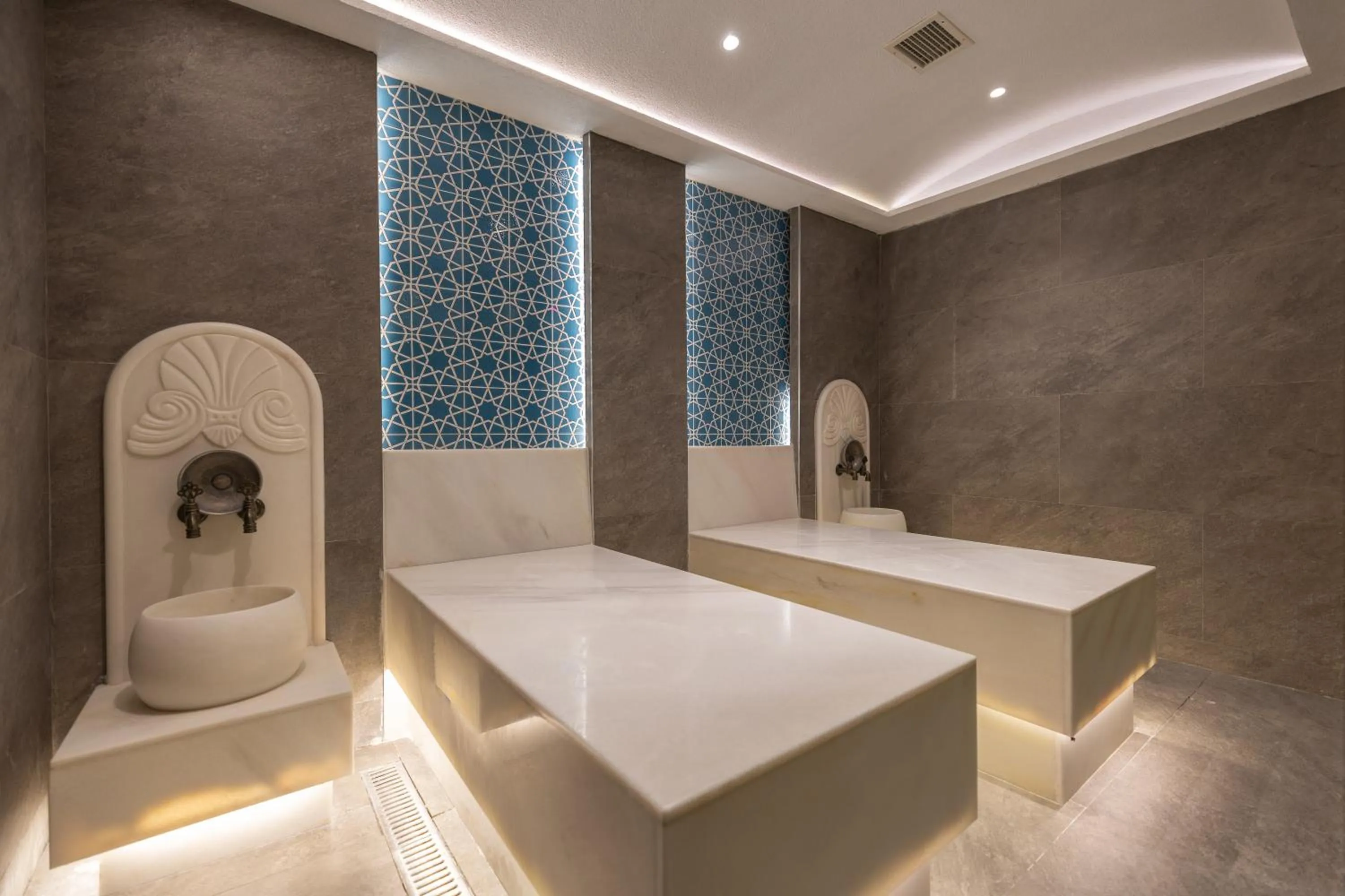 Massage, Bed in VONRESORT Golden Beach & Aqua - Kids Concept-Ultra All Inclusive