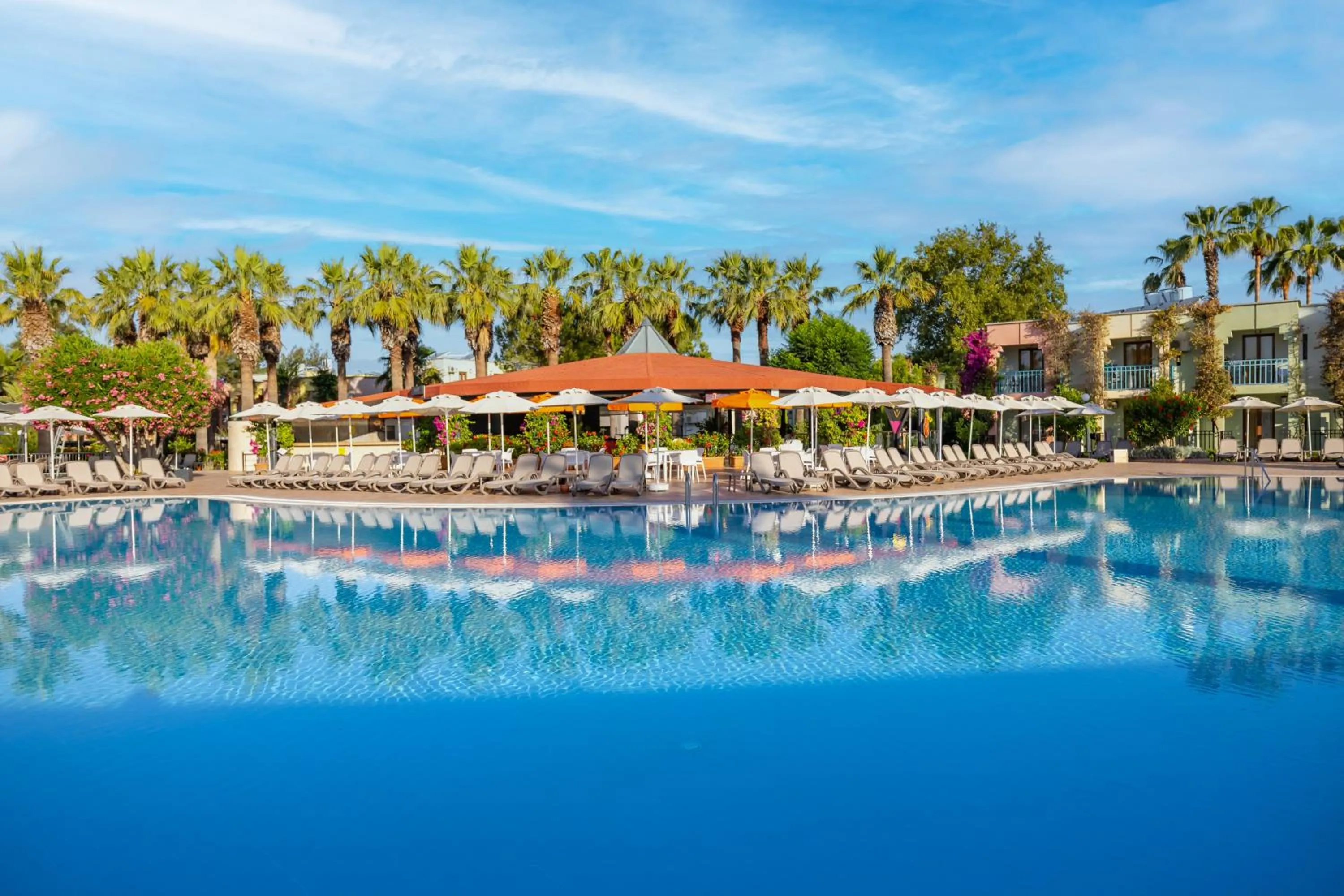 Swimming pool in VONRESORT Golden Beach & Aqua - Kids Concept-Ultra All Inclusive