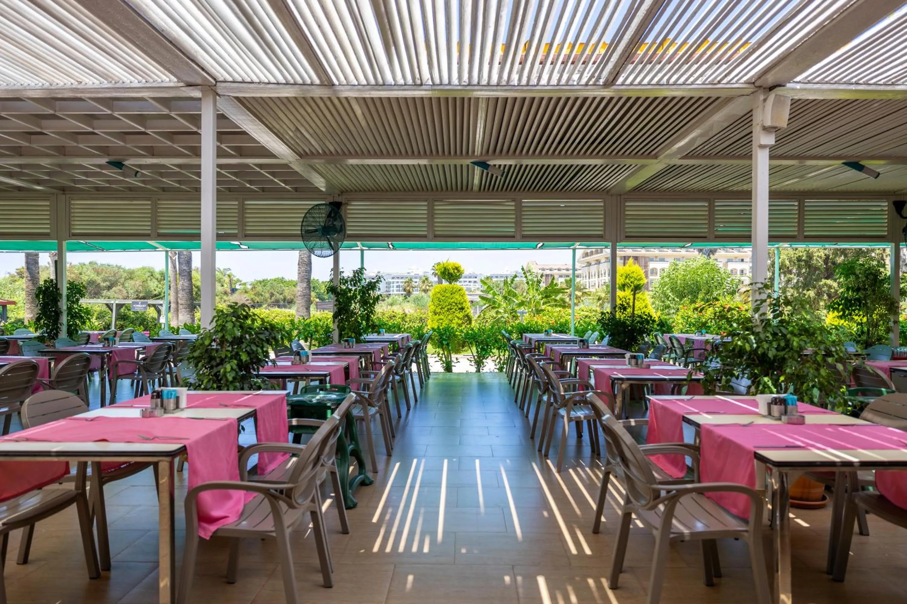 Food and drinks in VONRESORT Golden Beach & Aqua - Kids Concept-Ultra All Inclusive