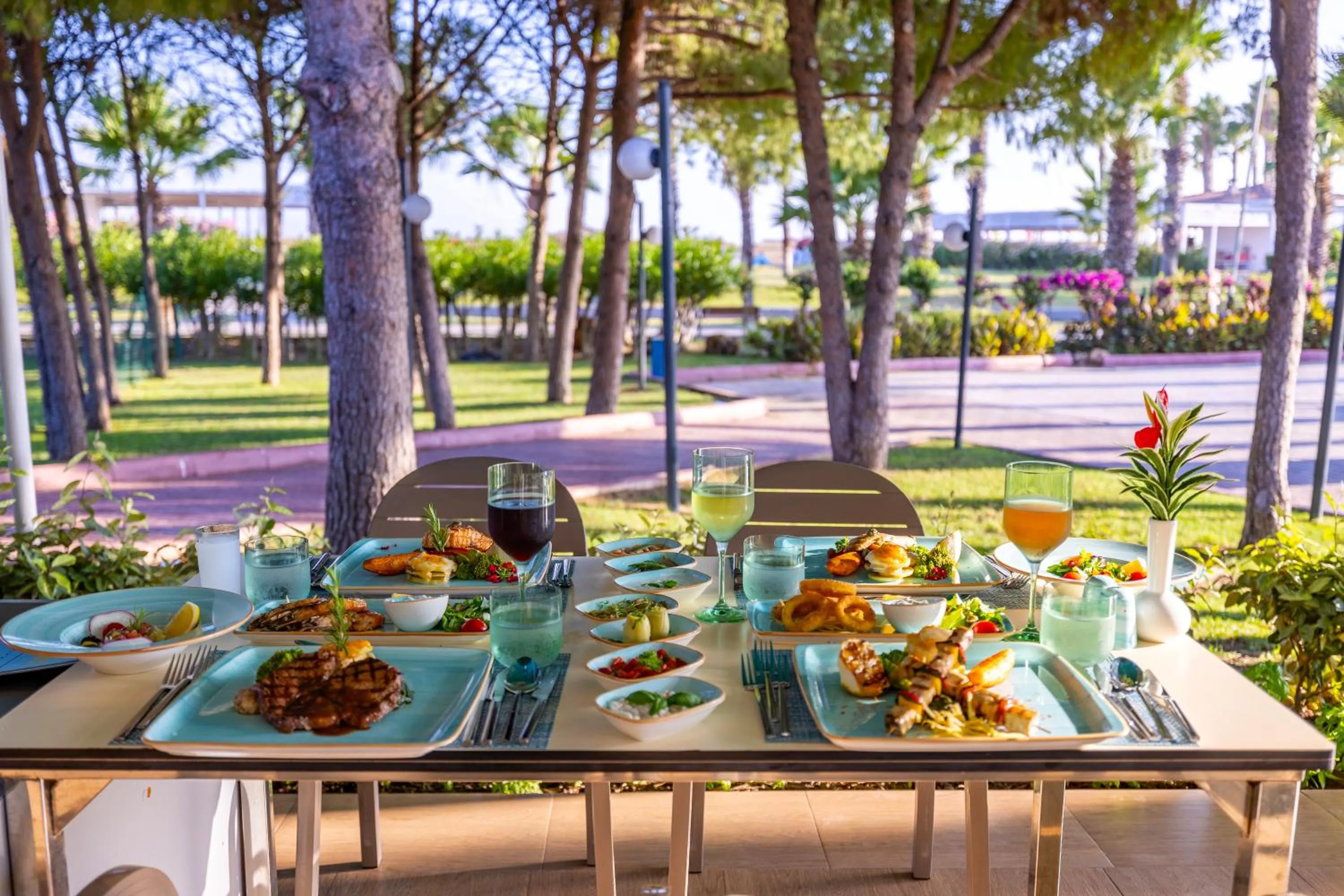 Food and drinks in VONRESORT Golden Beach & Aqua - Kids Concept-Ultra All Inclusive