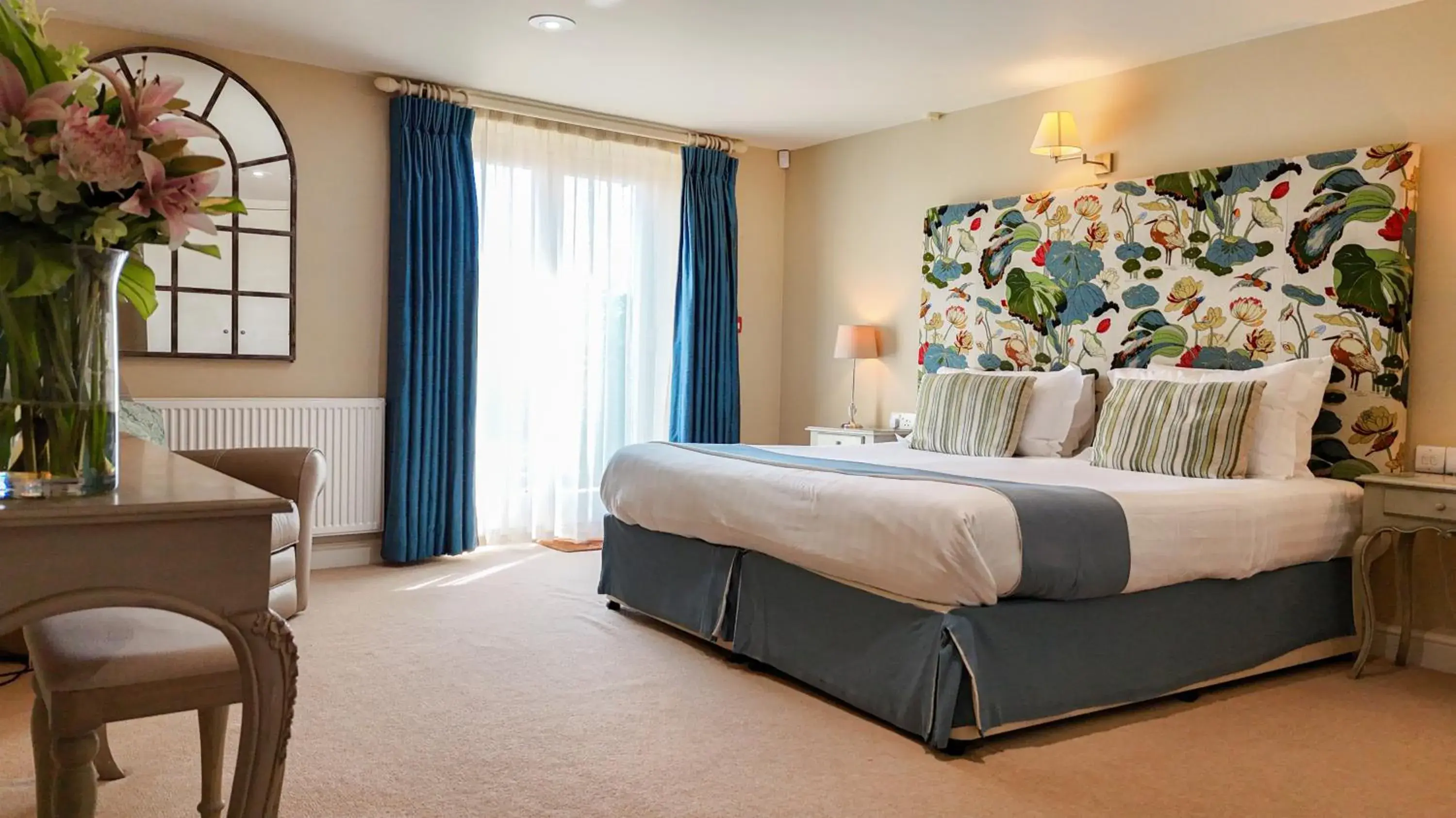 King Room - Disability Access in The Pheasant Public House & Hotel King Room - Disability Access in The Pheasant Public House & Hotel