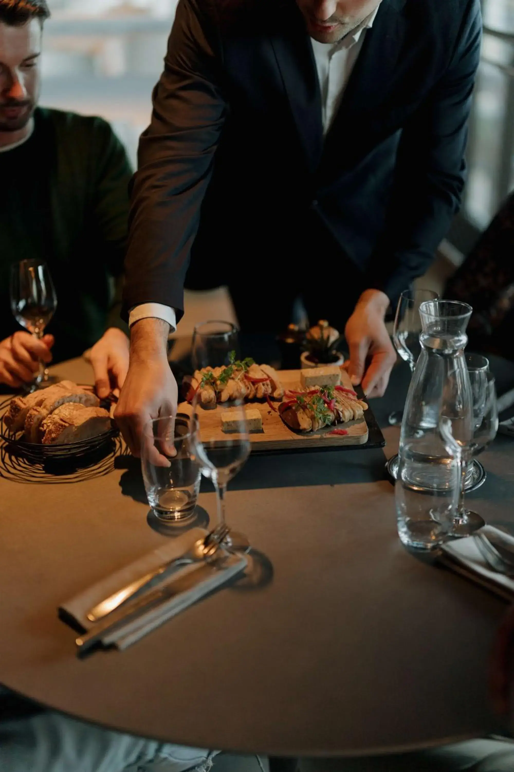 Restaurant/places to eat in Radisson Blu Hotel Bordeaux Restaurant/places to eat in Radisson Blu Hotel Bordeaux